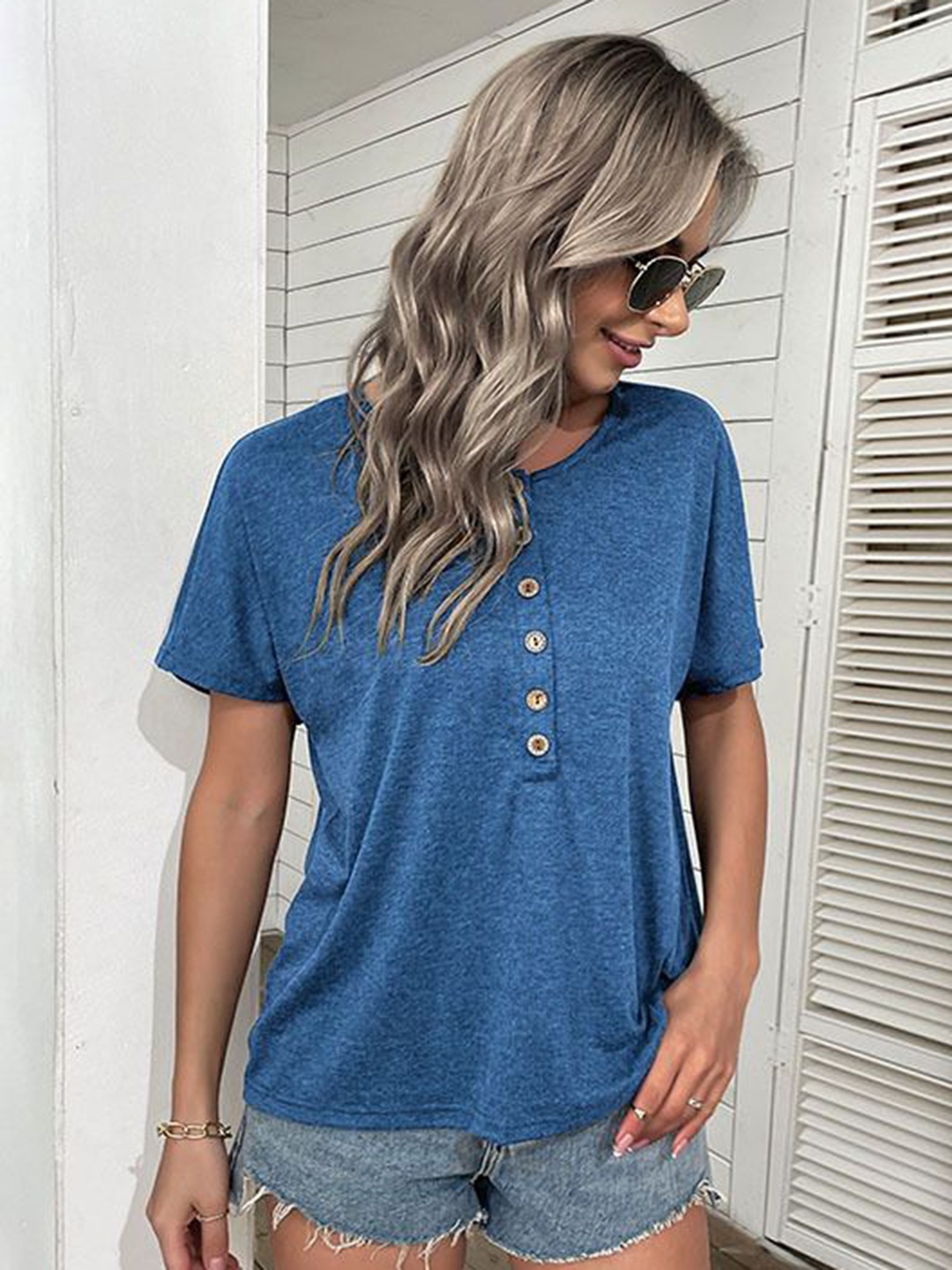 

StyleCast Women Solid Round Neck T-shirt, Blue