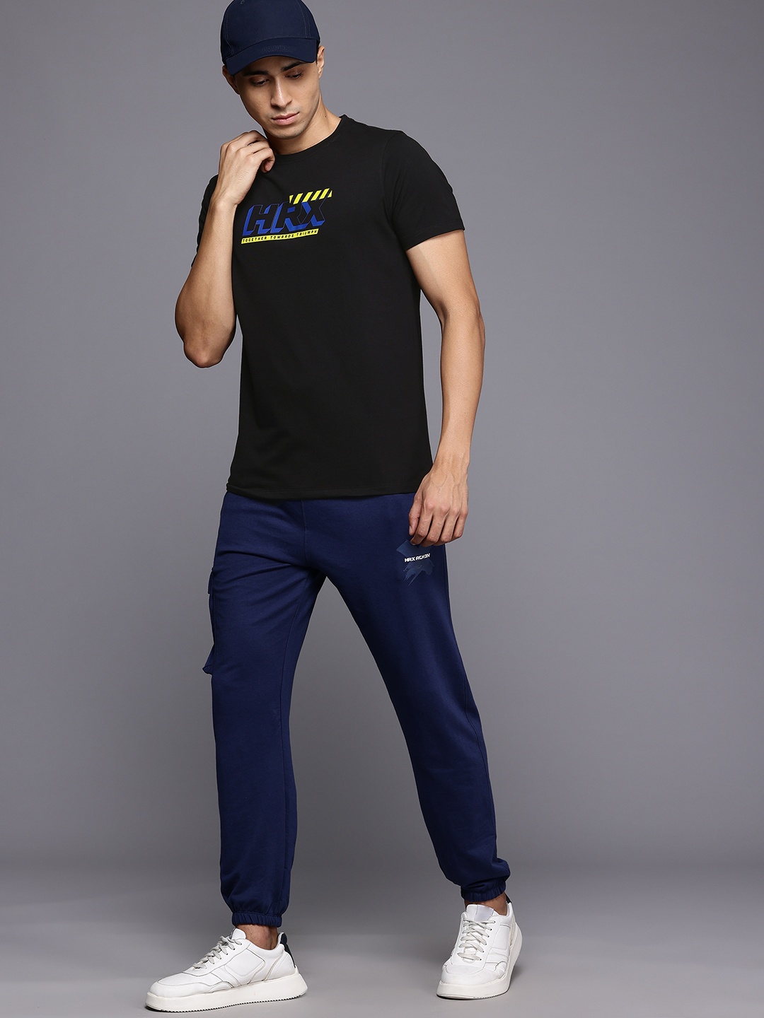 

HRX by Hrithik Roshan Brand Logo Print T-shirt, Black