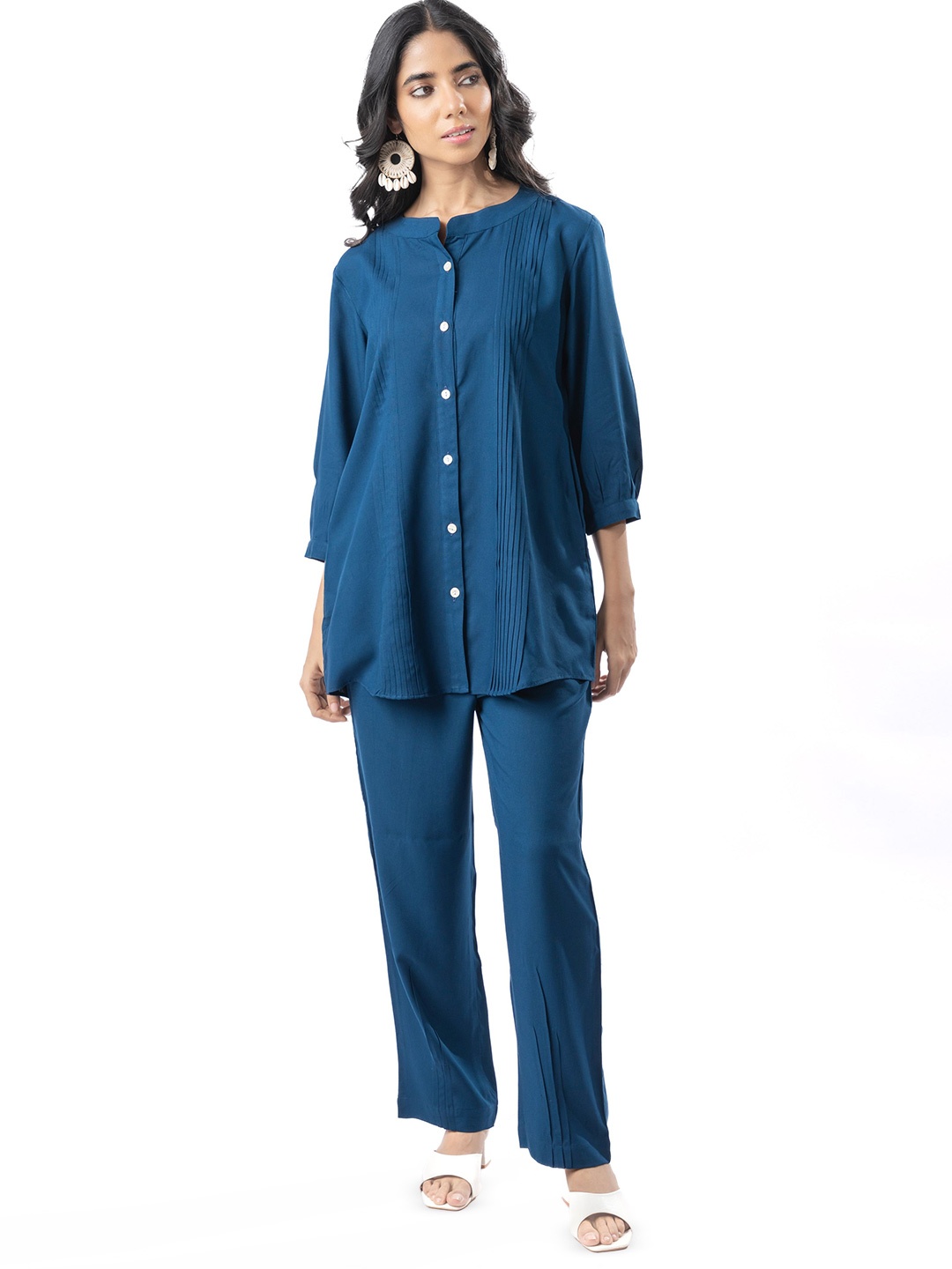 

GULABOSITABO Band Collar Pleated Shirt, Blue