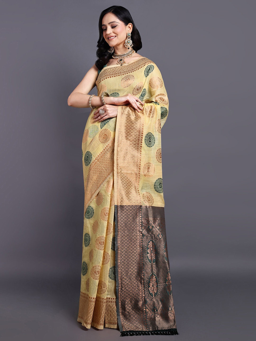 

SWAMI STUDIO Floral Zari Pure Cotton Kanjeevaram Saree, Yellow