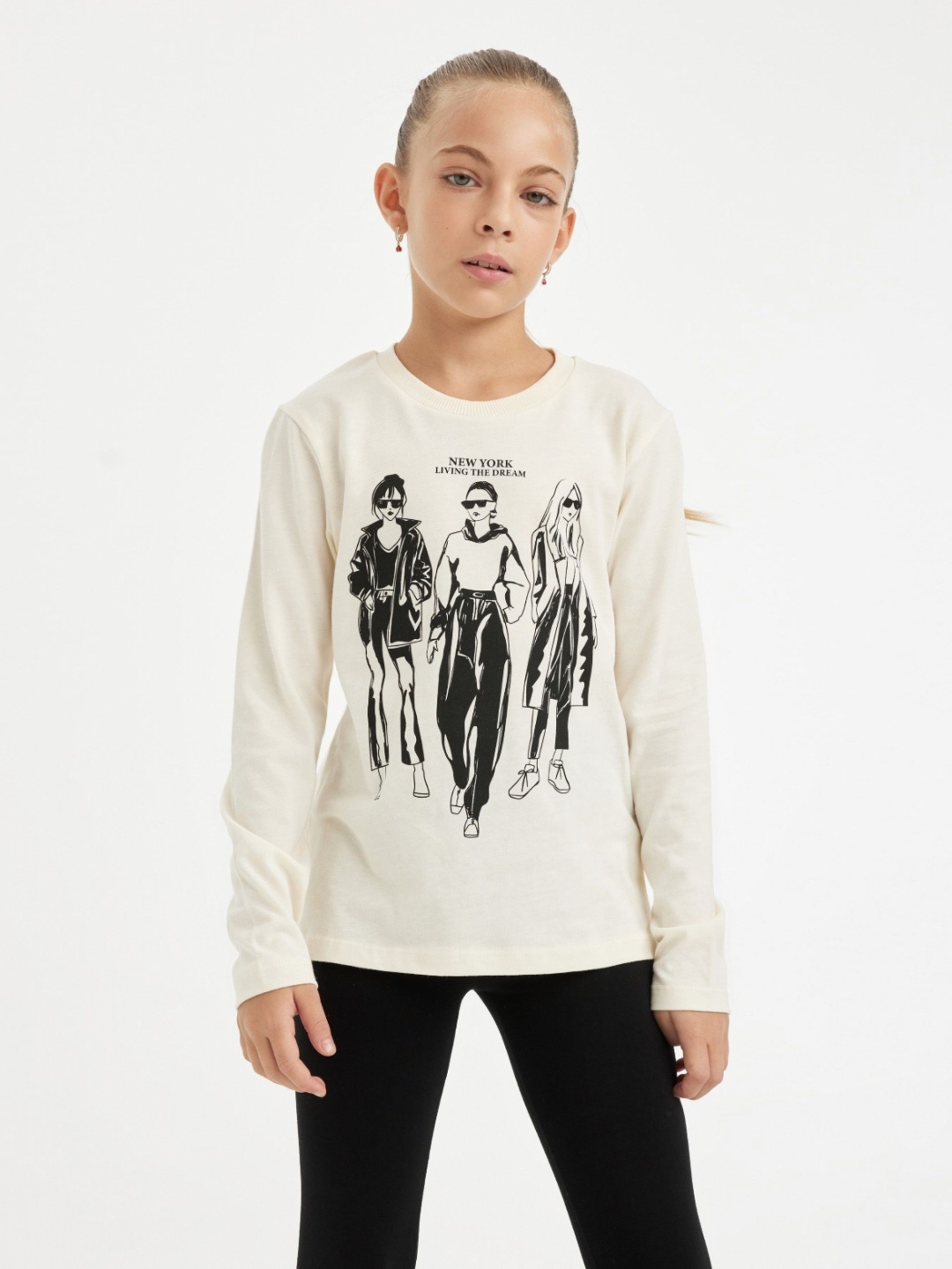 

DeFacto Girls Graphic Printed Round Neck Cotton T-shirt, Na