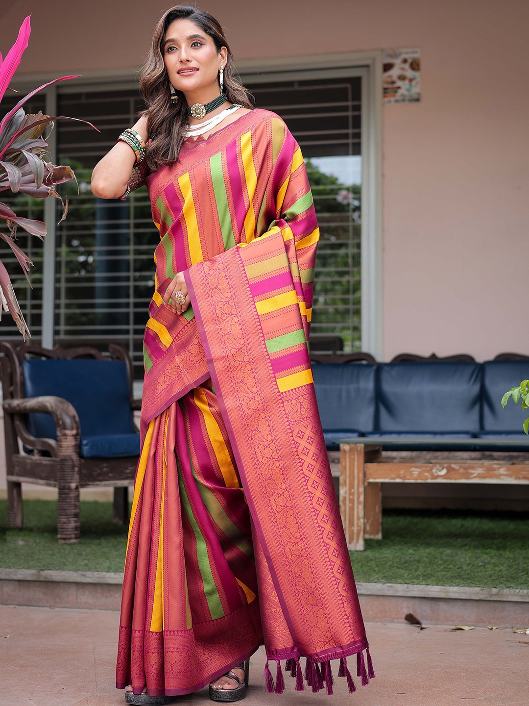 

KIMISHA Striped Zari Silk Blend Kanjeevaram Saree, Purple