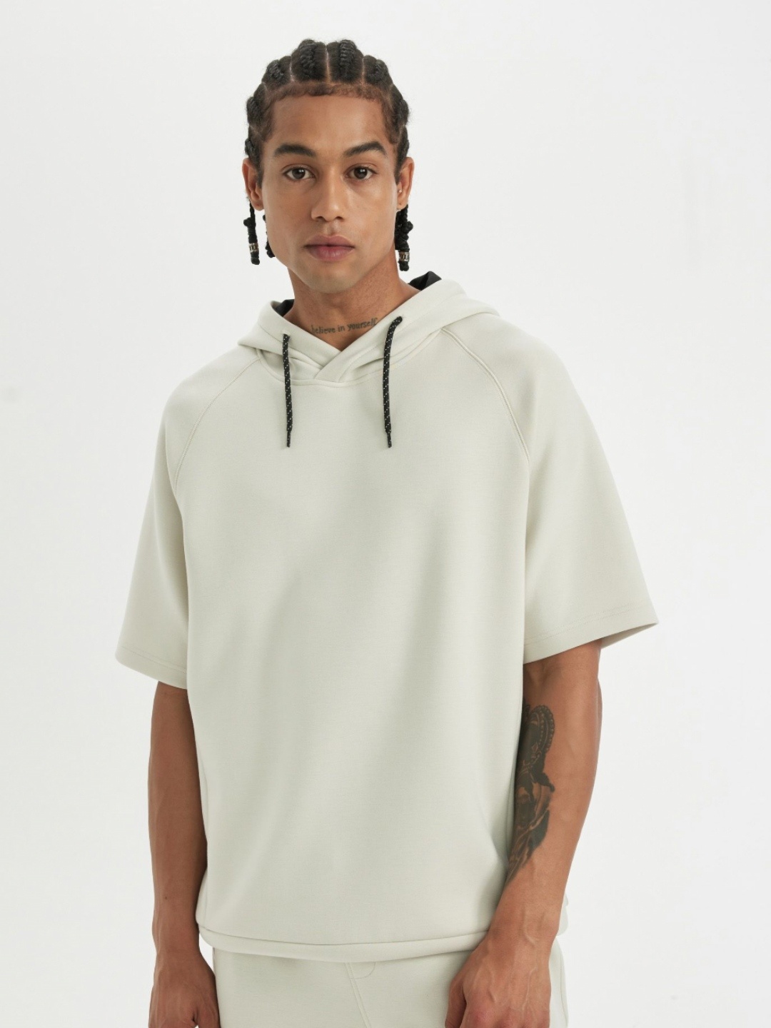 

DeFacto Men Hooded Applique Regular Fit T-shirt, White