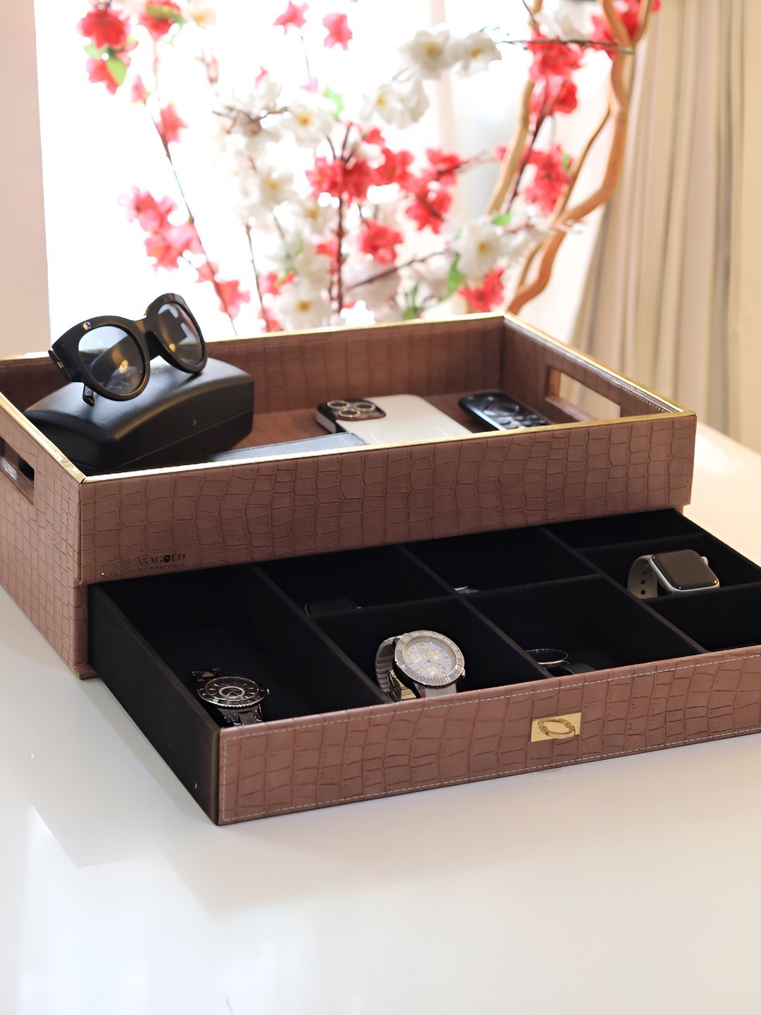 

CasaGold Tan 2024 Wood 1 Pieces Serving Tray