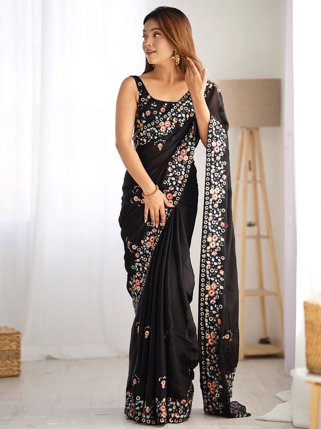 

Anouk Floral Sequinned Poly Chiffon Saree, Black