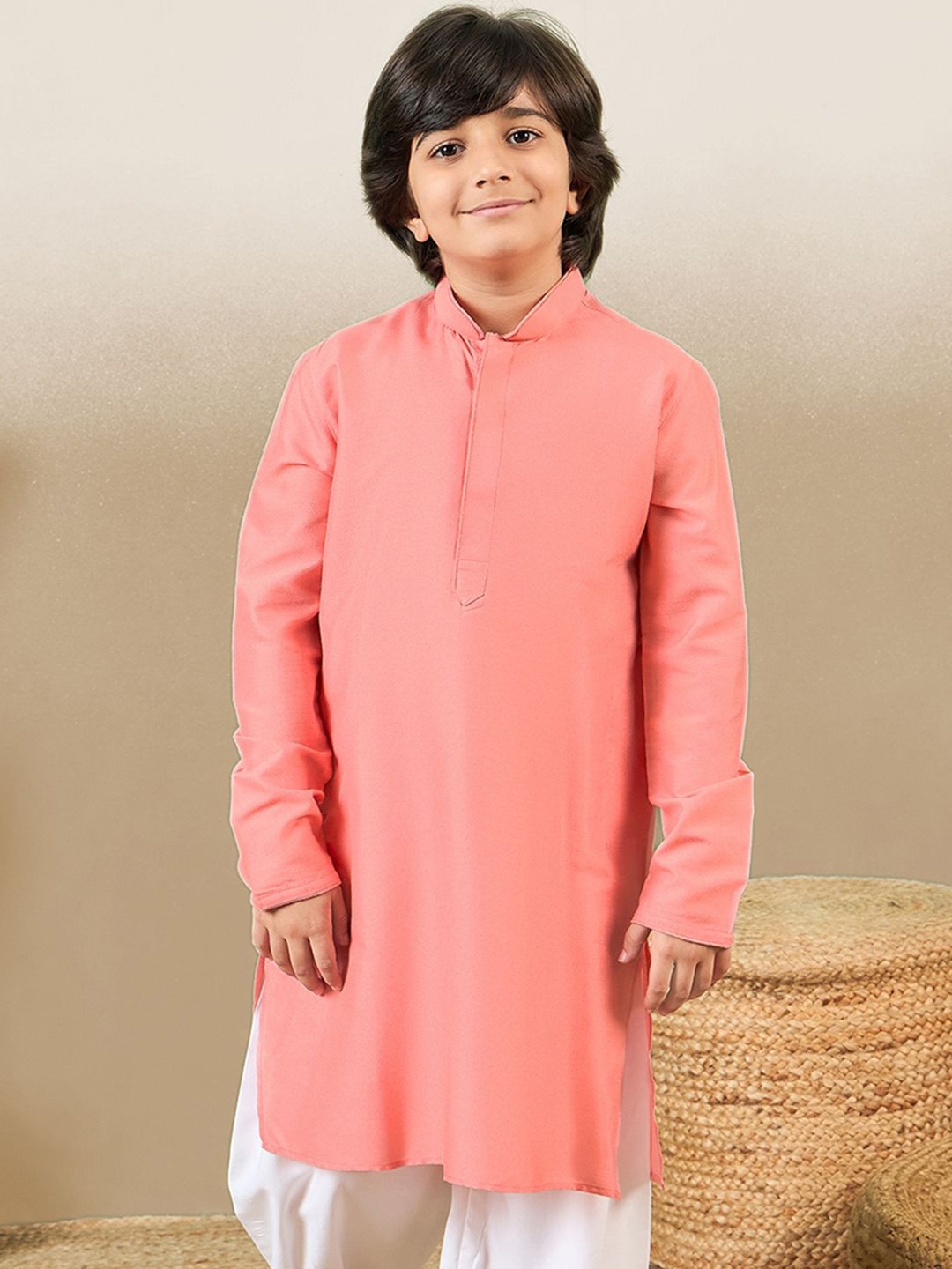 

Here&Now X Sanwara Boys Mandarin Collar Long Sleeves Straight Kurta, Pink