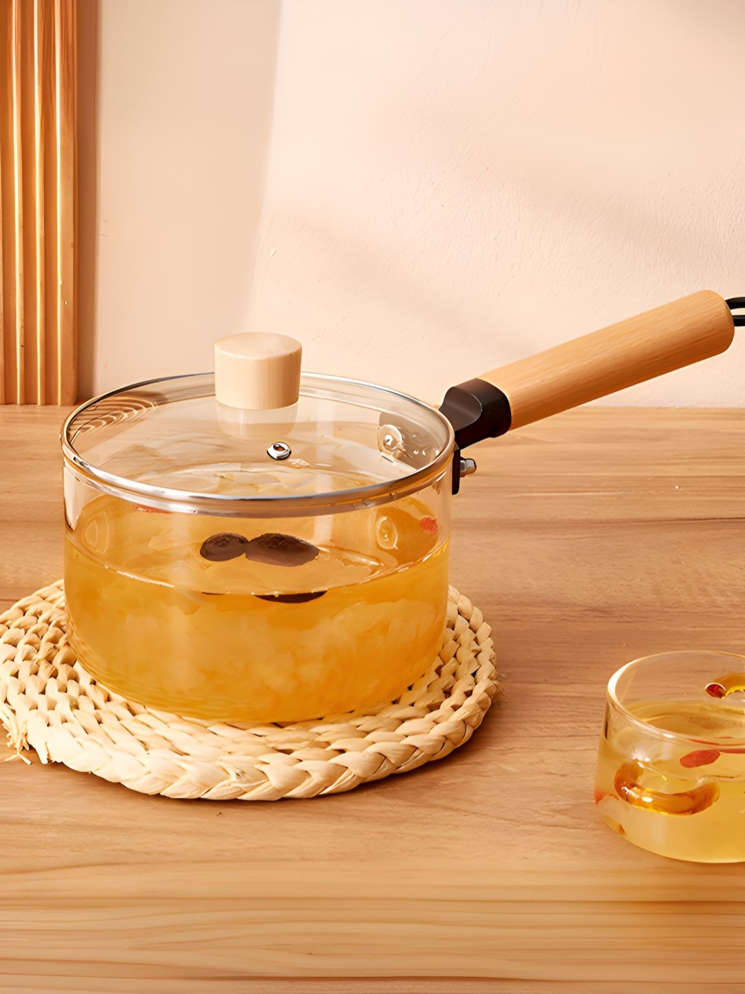 

UMAI Transparent Induction Base Borosilicate Glass Saucepan With Handle 2.8l