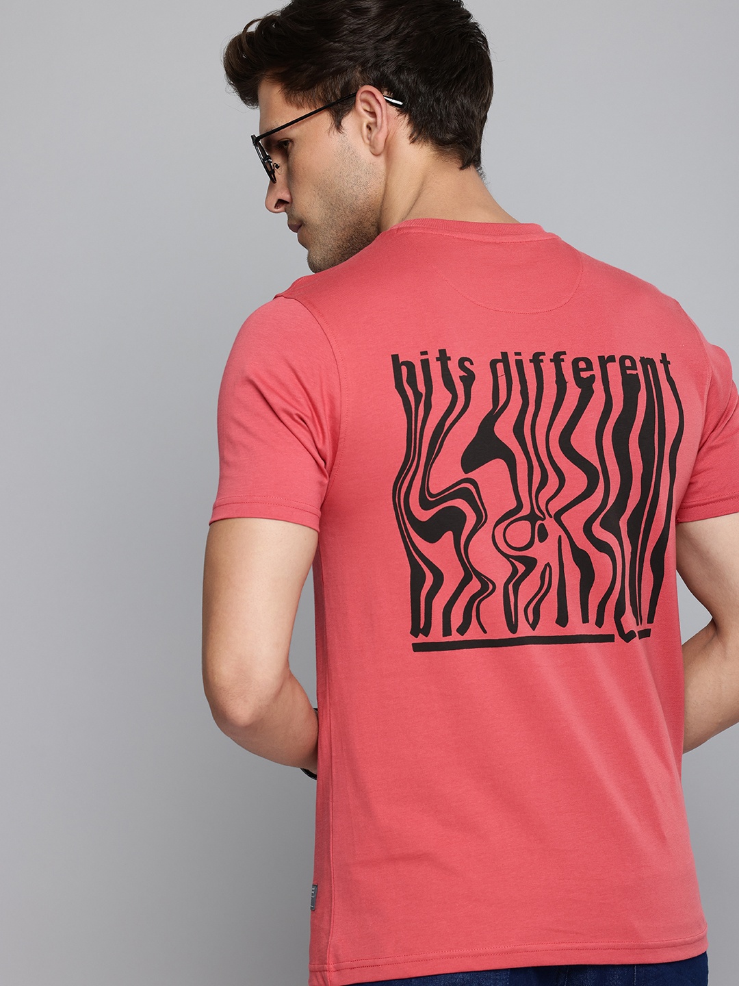 

Flying Machine Printed Pure Cotton T-shirt, Red