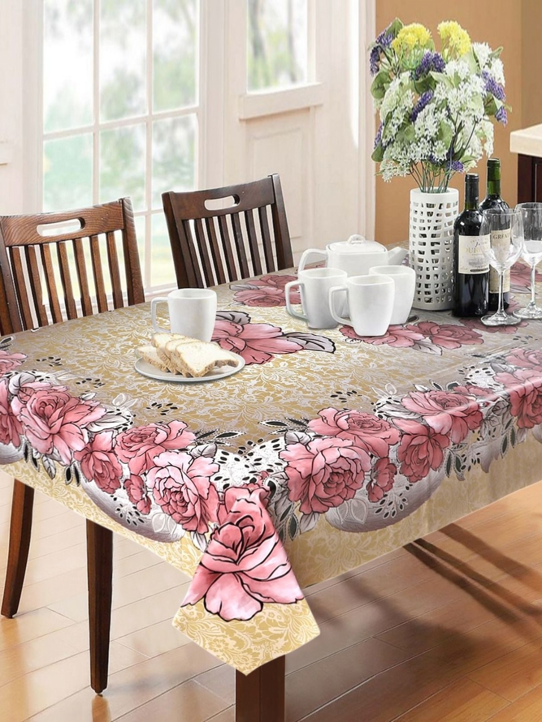

LooMantha Yellow Floral Waterproof 6-Seater Table Cover