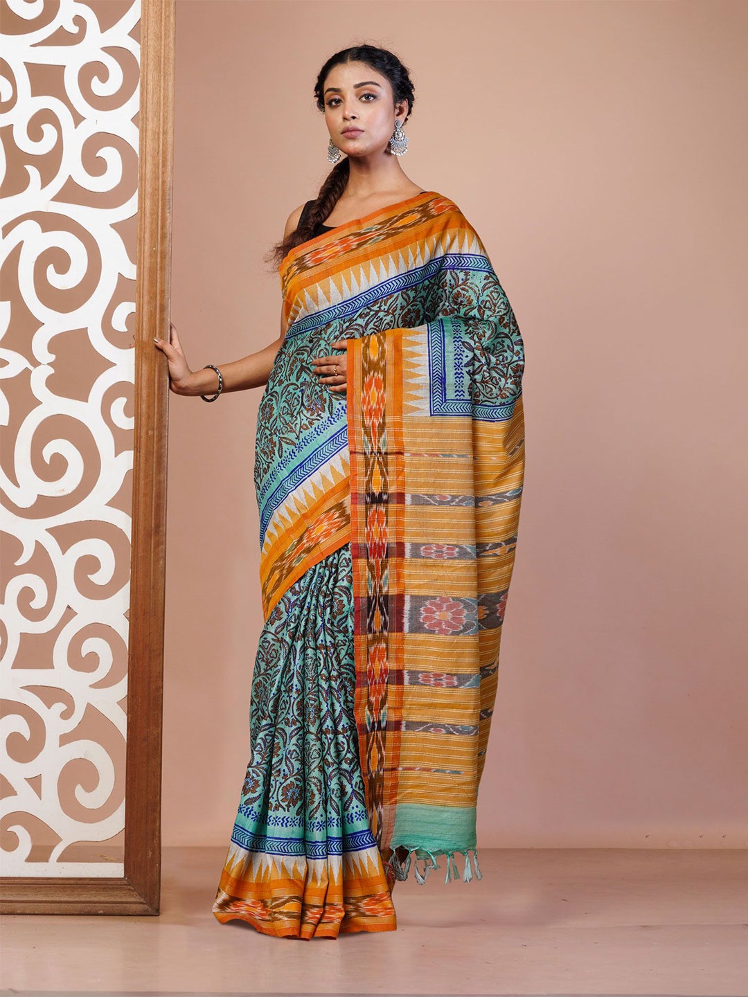 

Unnati Silks Kalamkari Pure Silk Handloom Tussar Saree, Green
