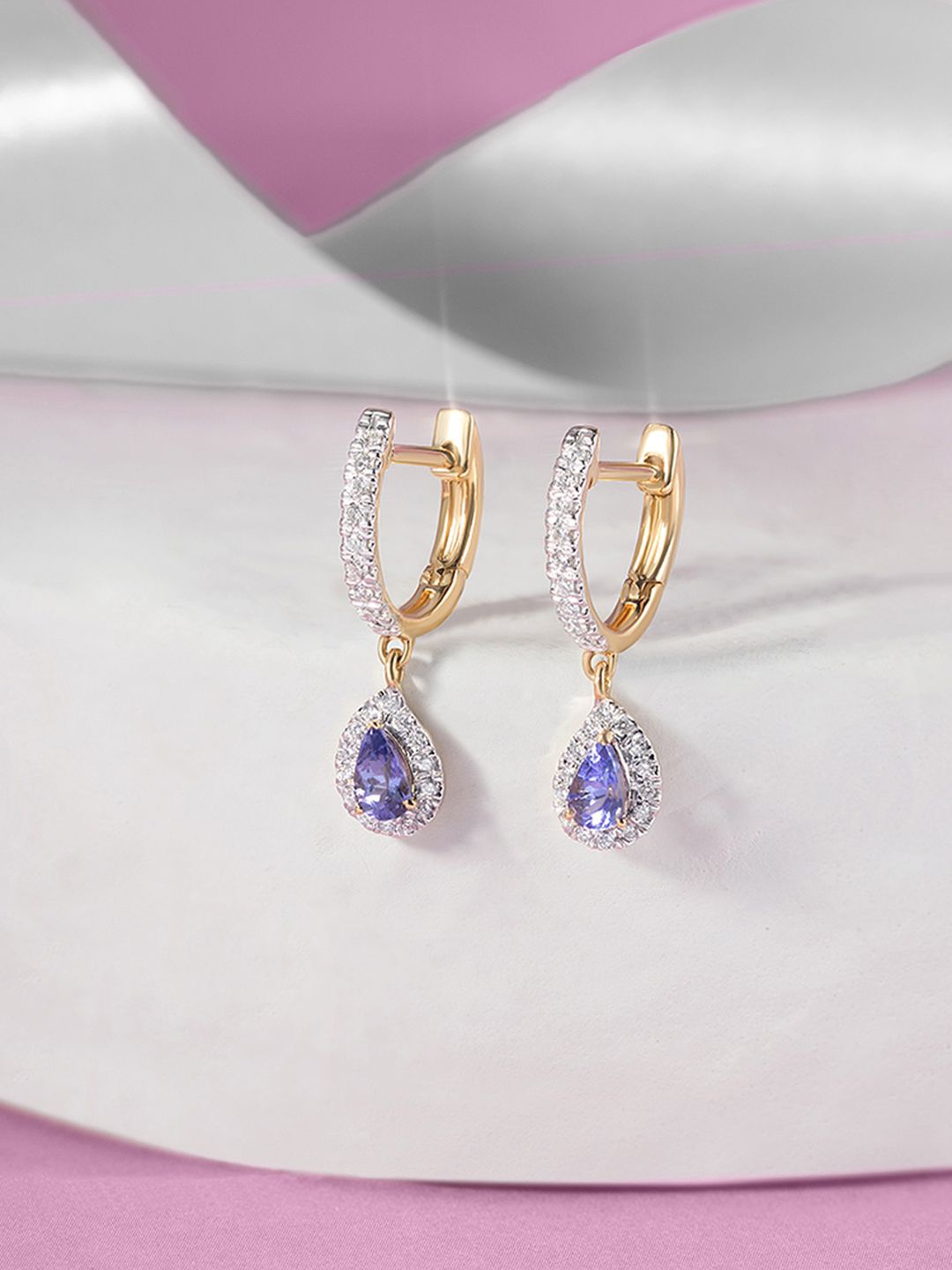 

Mia by Tanishq Women 14 KT Gold Diamond-Studded Hoop Earrings - 3.261g