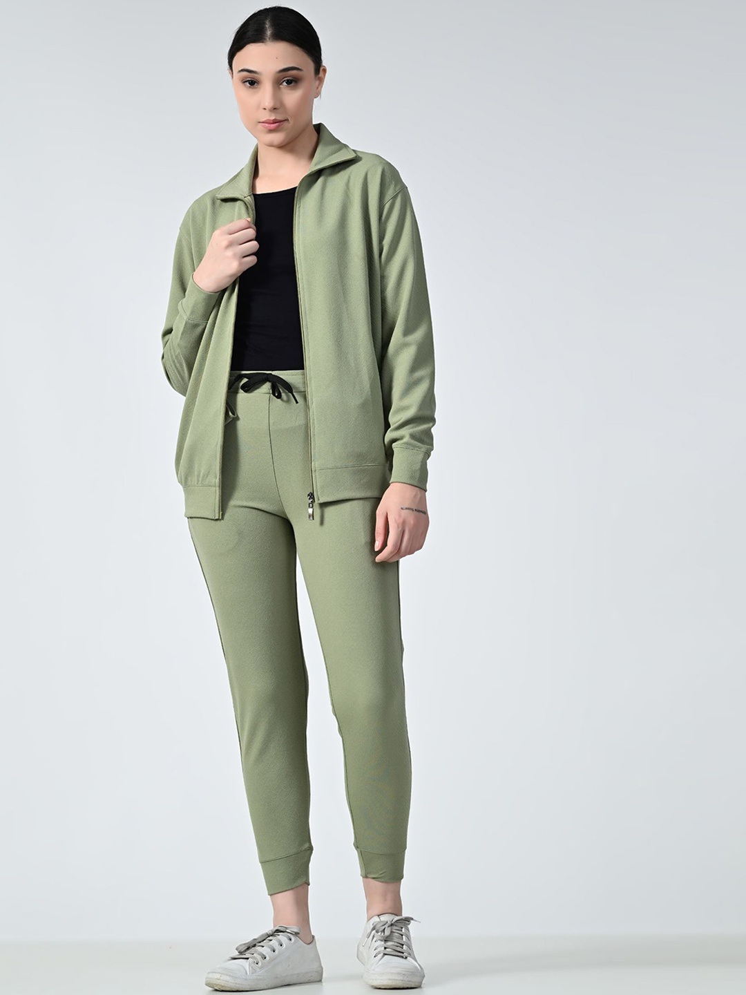 

BAESD Women Solid Spread Collar Tracksuits, Green