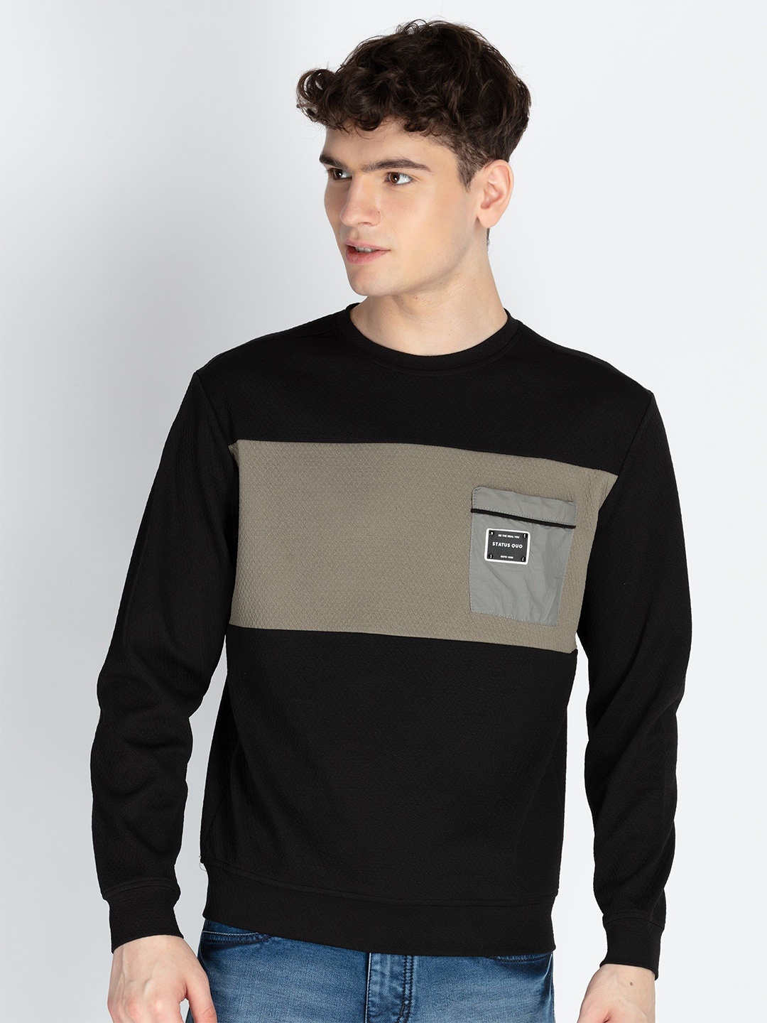 

Status Quo Men Colourblocked Hooded Sweatshirt, Black