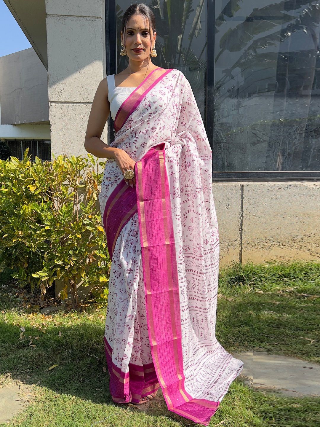 

Mitera Kalamkari Zari Silk Blend Ready to Wear Saree, Pink