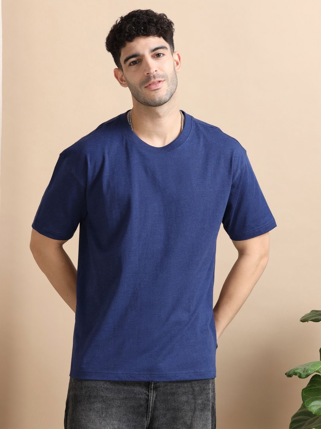 

Dogi Verg Men Solid Round Neck Cotton Oversized T-shirt, Blue