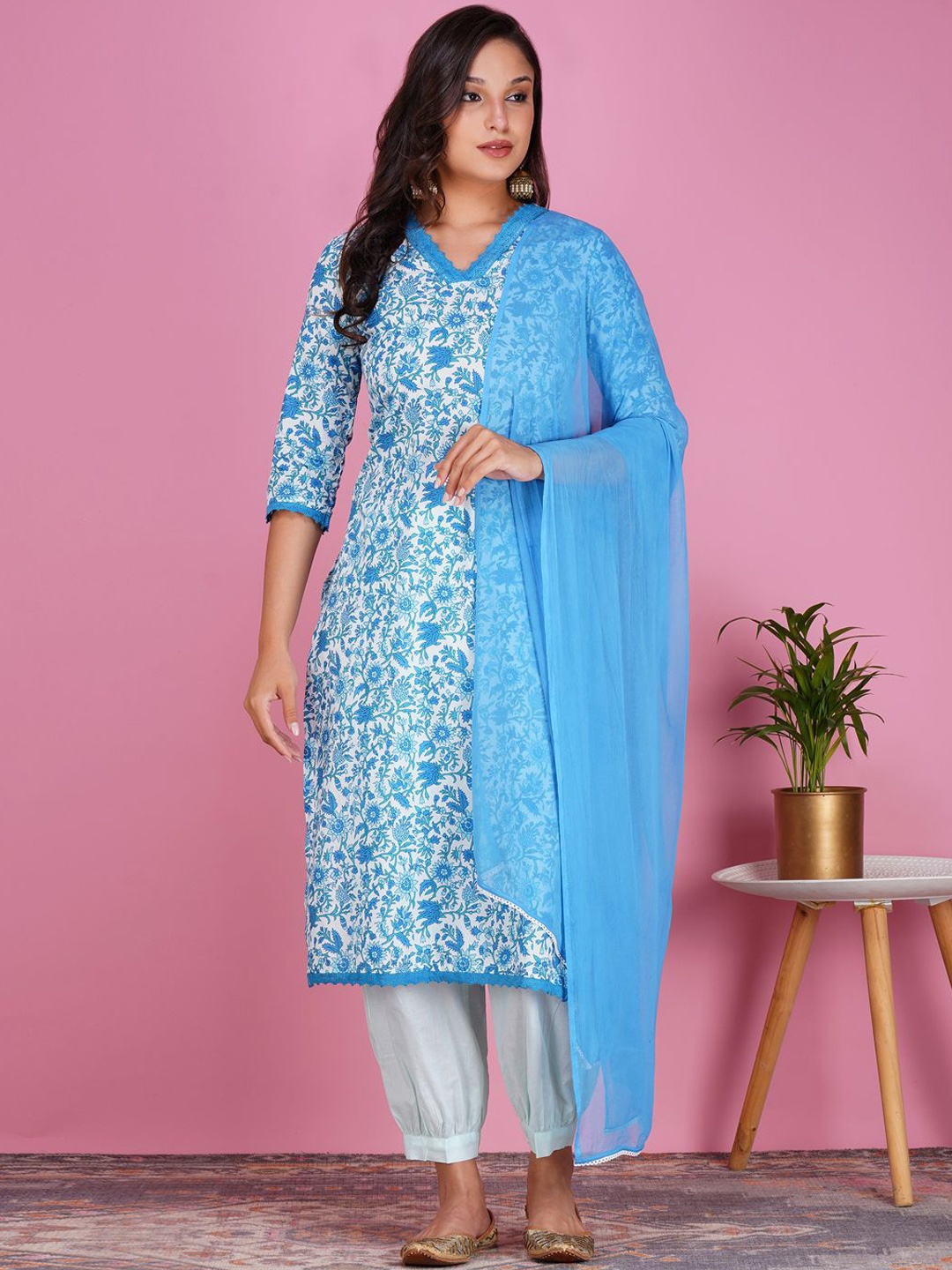 

METRO-FASHION Floral Printed Pure Cotton Straight Kurta With Salwar & Dupatta, Blue