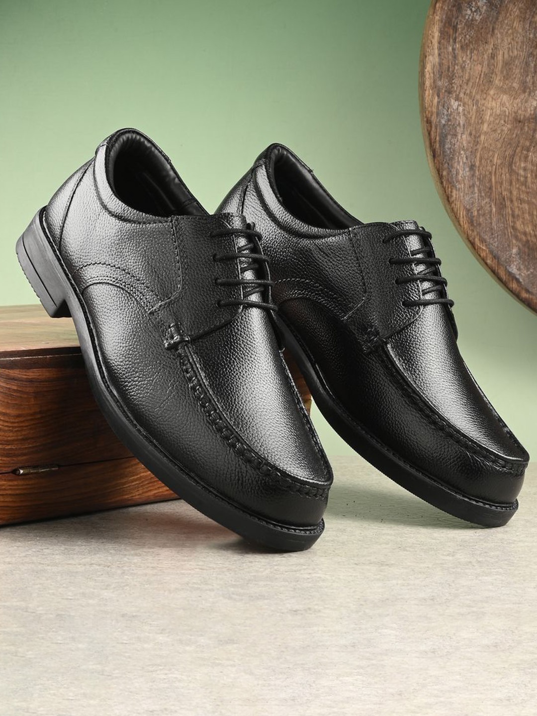 

Auserio Men Leather Formal Derbys, Black