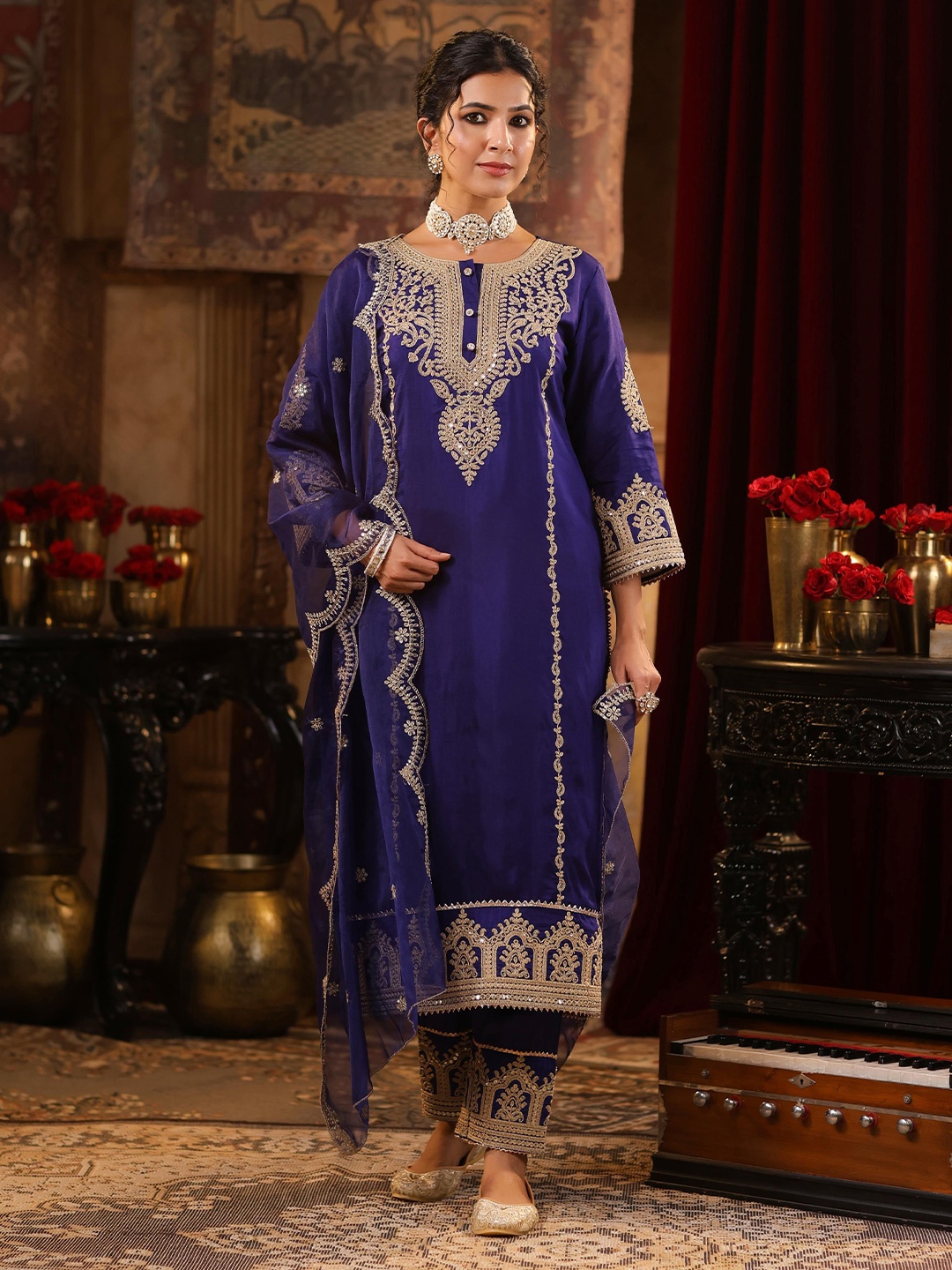 

SCAKHI Ethnic Motifs Embroidered Sequinned Dupion Silk Kurta With Trousers & Dupatta, Navy blue