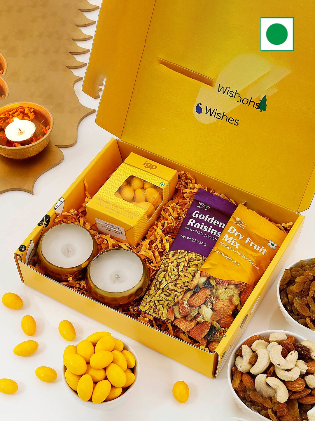 

IGP Set Of 4 Celebration In A Box Diwali Hamper, Yellow