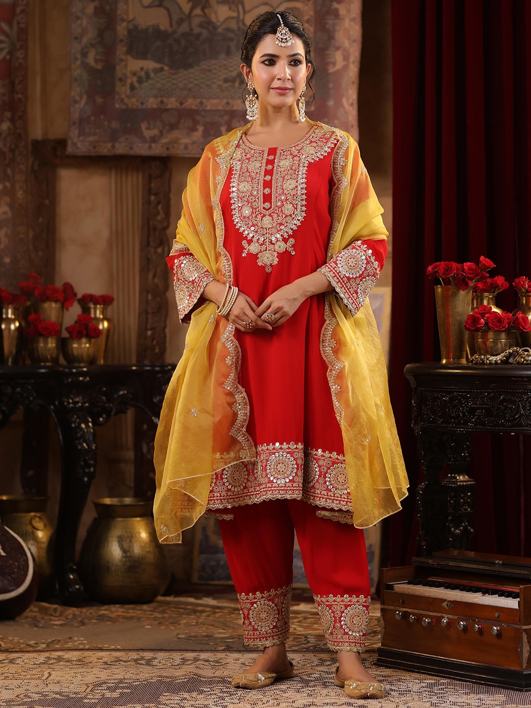 

SCAKHI Ethnic Motifs Embroidered Sequinned Anarkali Kurta With Salwar & Dupatta, Red