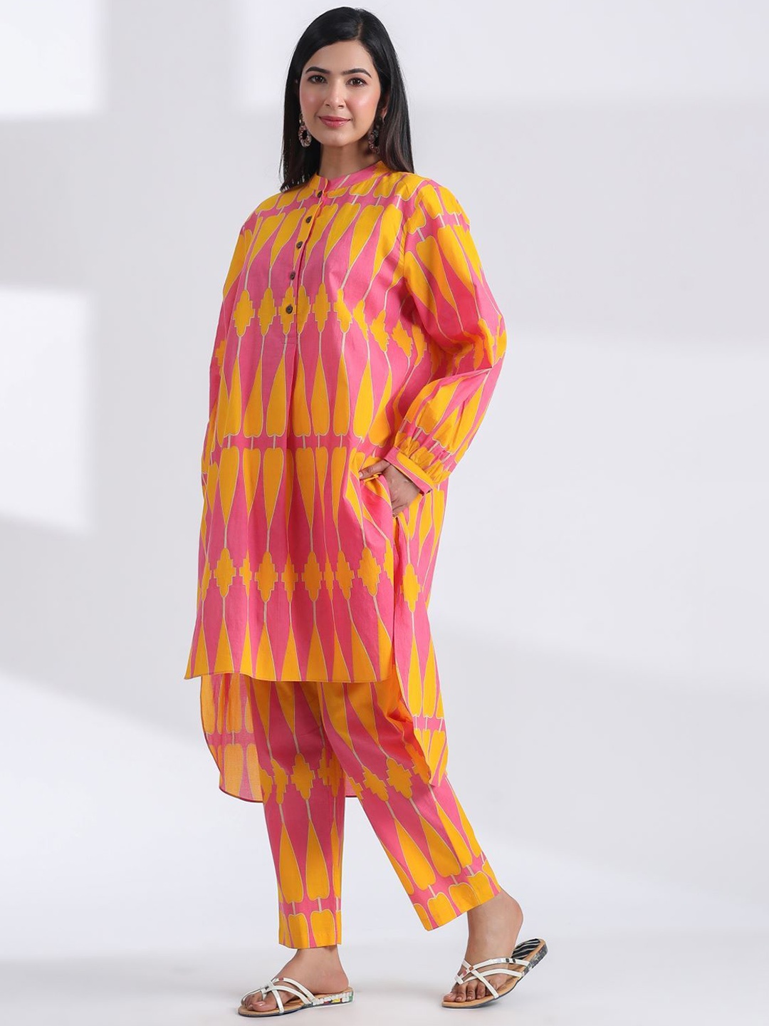 

JAIPURRANG Geometric Printed Mandarin Collar Pure Cotton Tunic And Trouser, Yellow