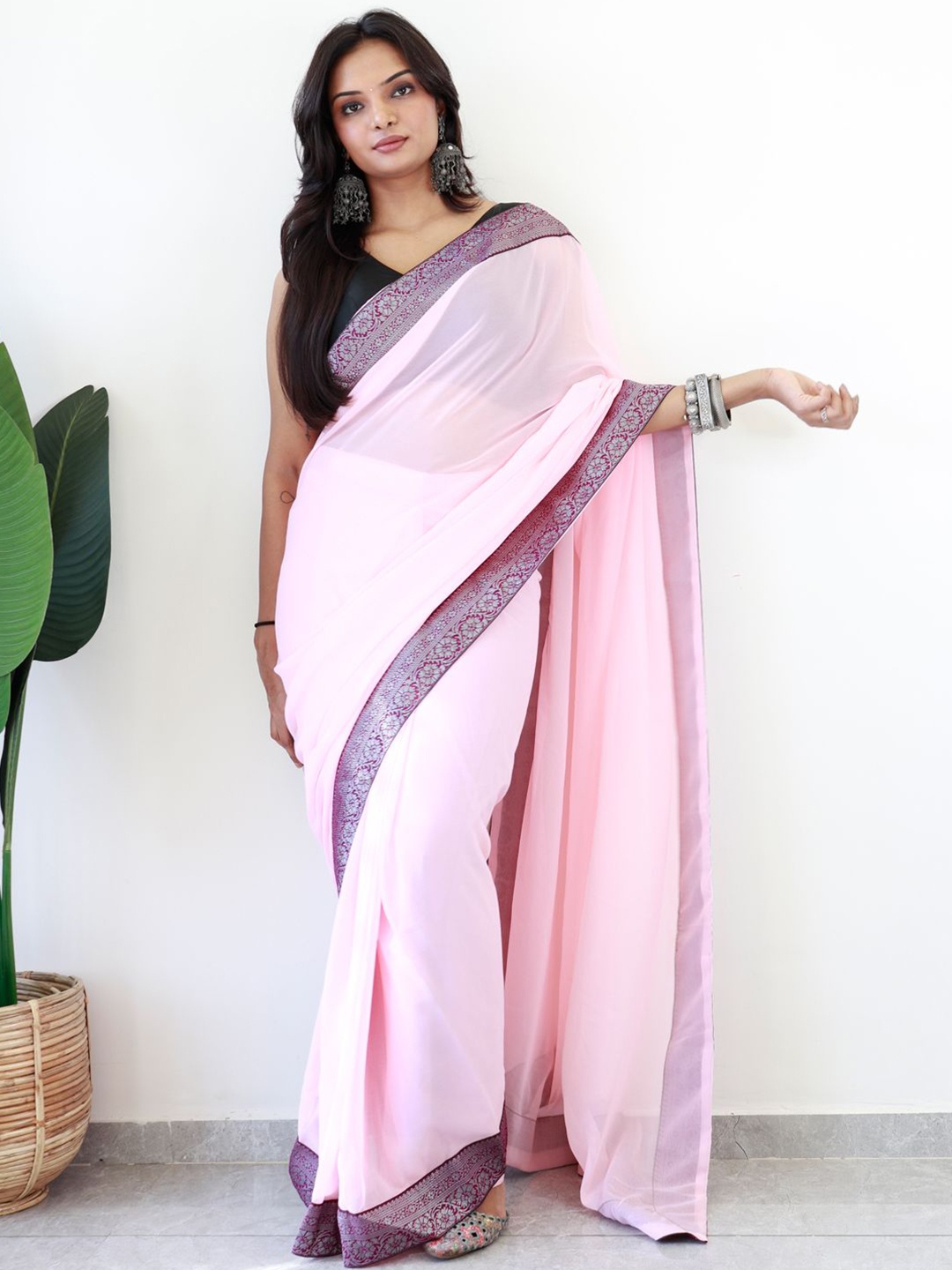 

Mitera Poly Georgette Ready to Wear Saree, Pink
