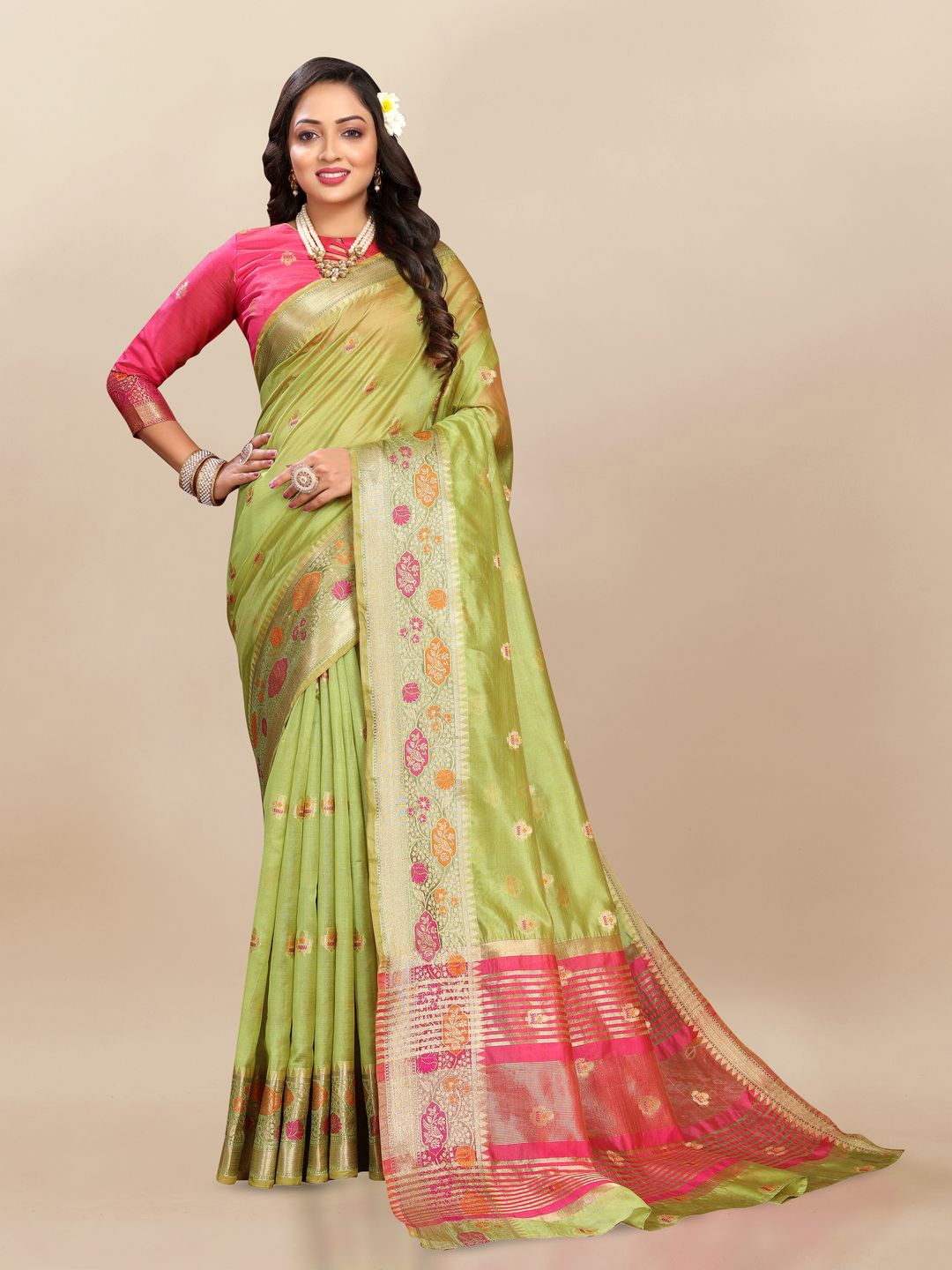 

MOKSHA DESIGNS Ethnic Motifs Zari Pure Silk Banarasi Saree, Green