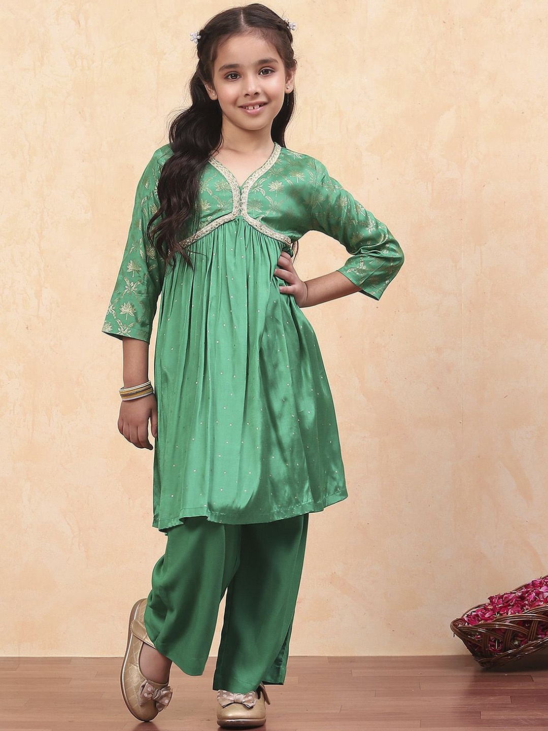 

Biba Girls Printed V-Neck A-Line Kurta with Palazzos, Green