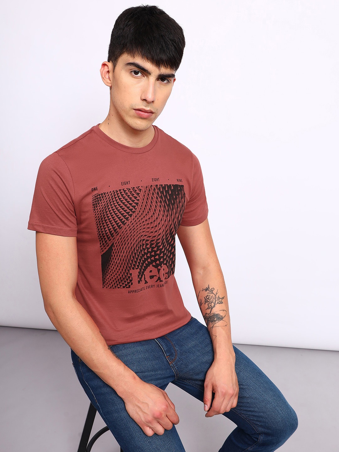 

Lee Graphic Printed Round Neck Cotton Slim Fit T-shirt, Rust