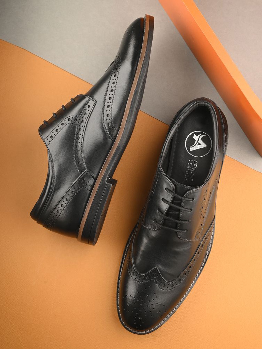 

Auserio Men Leather Formal Brogues, Black
