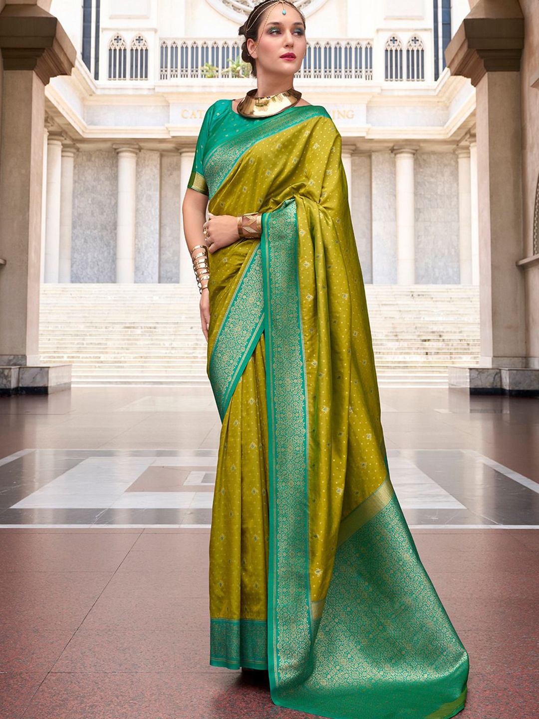 

Satrani Woven Design Zari Pure Silk Kanjeevaram Saree, Yellow