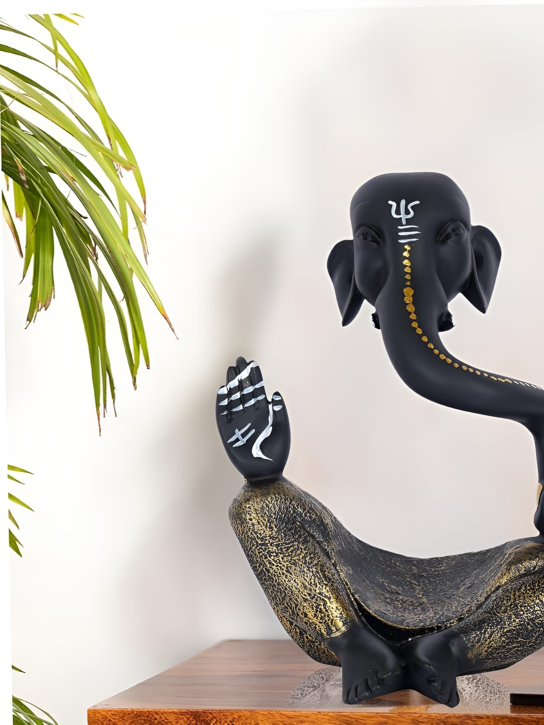 

Zart Black Religious Idol Showpiece