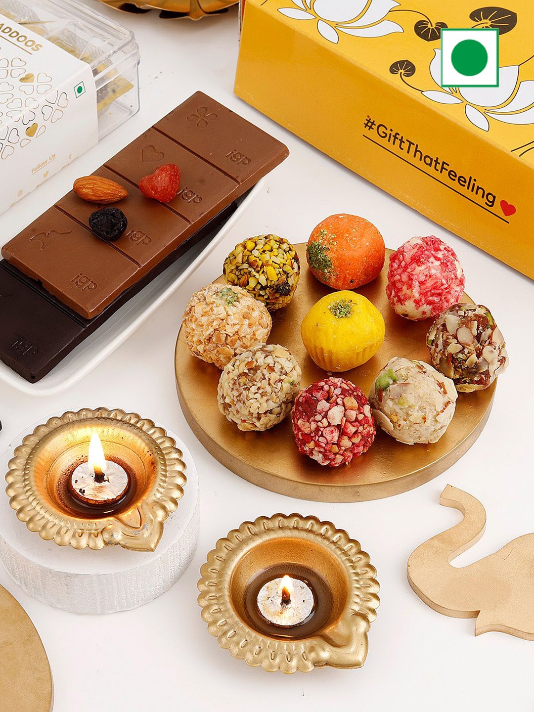 

IGP Set Of 4 Laddoos Chocolate Bar & Diya Gift Set, Yellow