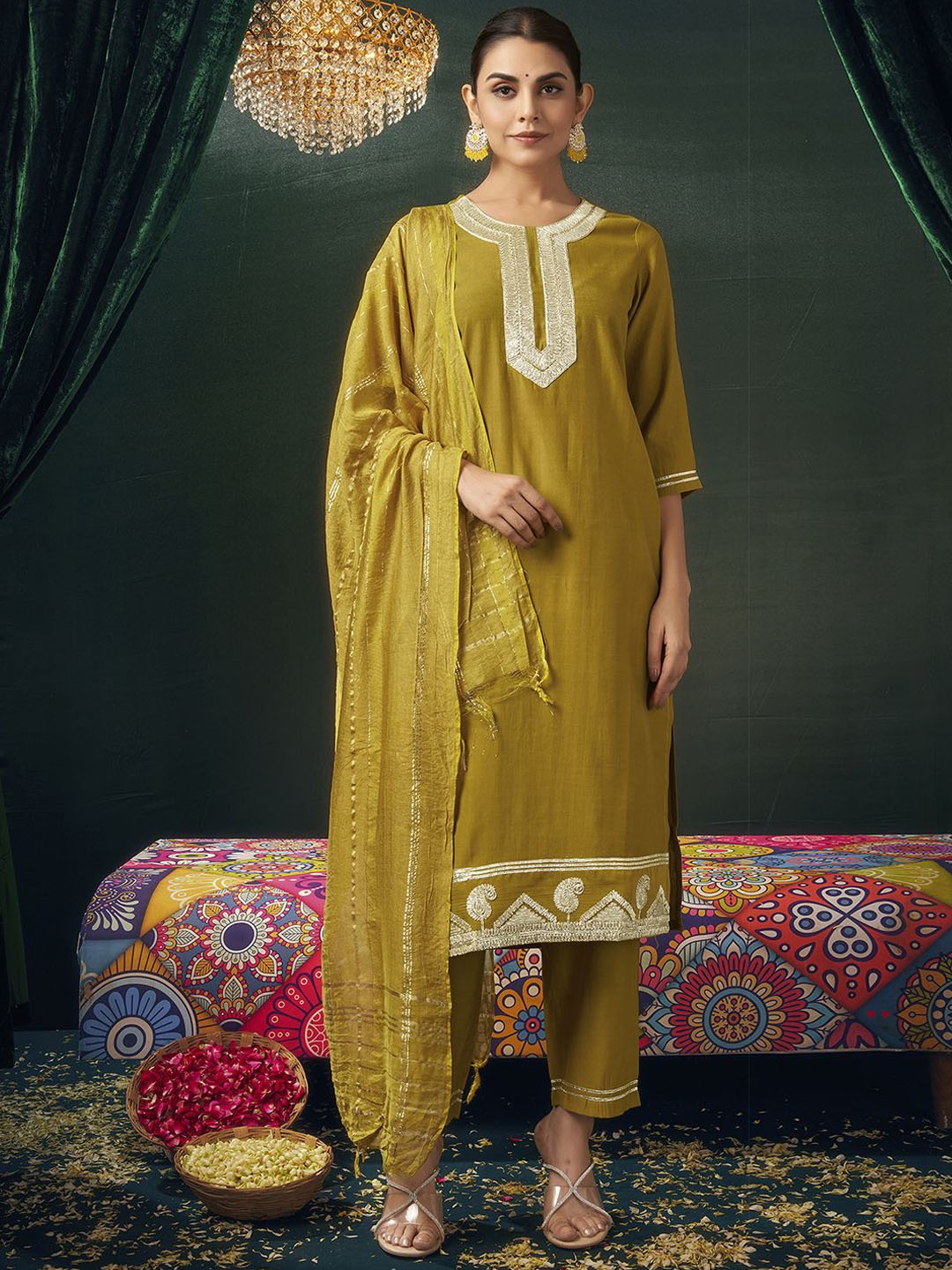 

SKYLEE Yellow Paisley Yoke Design Round Neck Zari Straight Kurta With Trousers & Dupatta