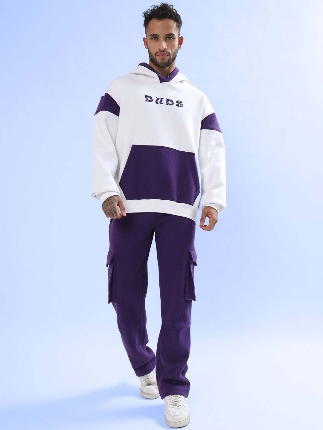 

WEARDUDS Colourblocked Hooded Sweatshirt With Trousers Co-Ords Set, White