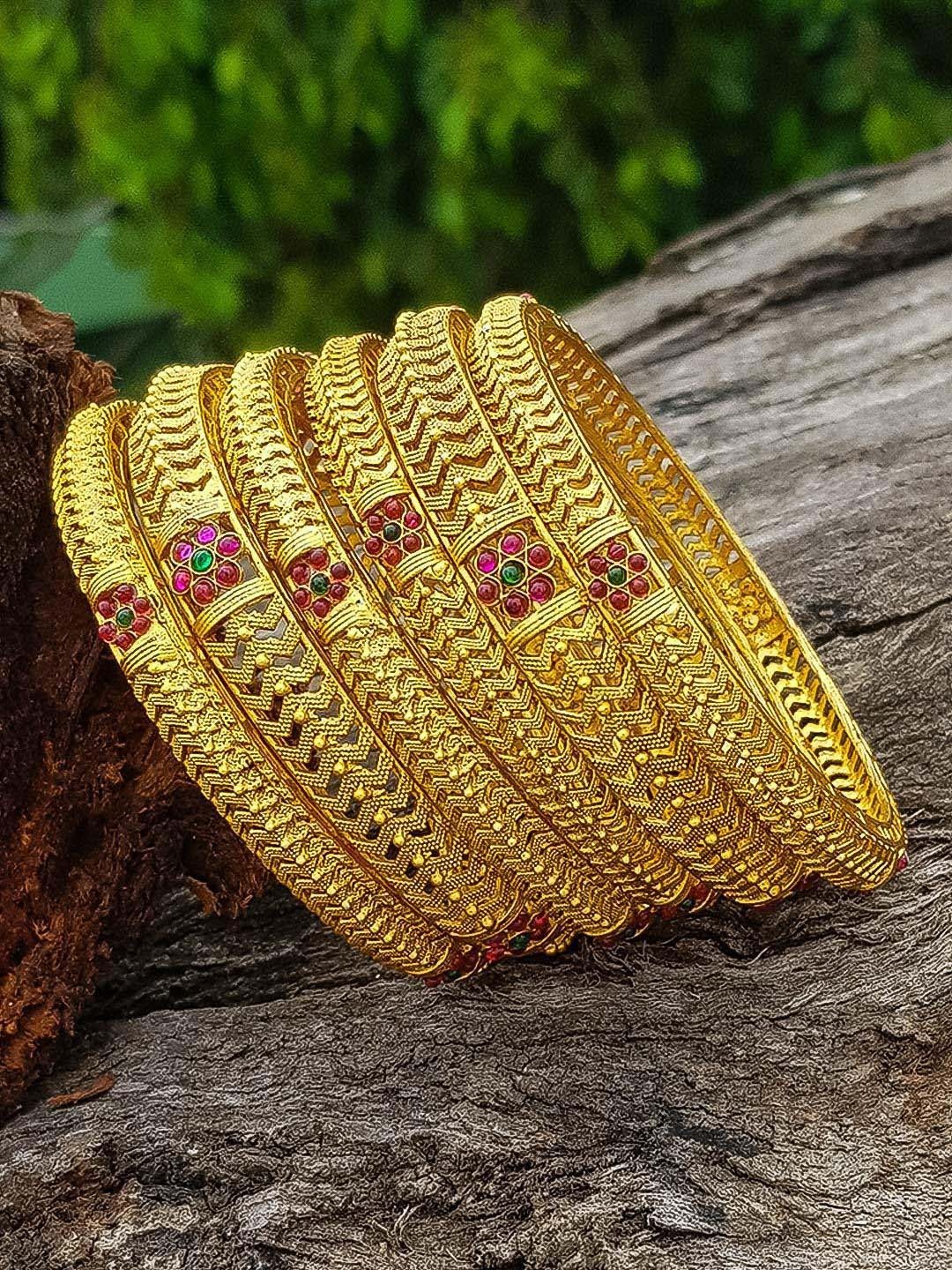 

GRIIHAM Set Of 6 Gold-Plated Stone-Studded Bangles
