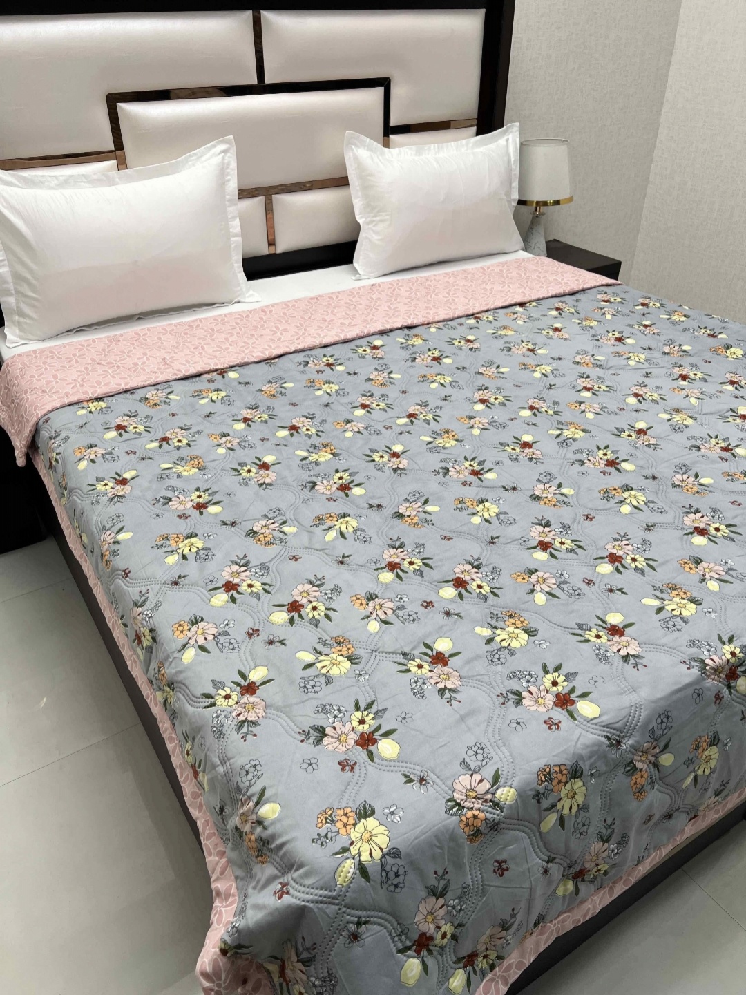 

Pure Decor Doze Blue & Pink Floral AC Room 300 GSM Reversible King Double Bed Comforter