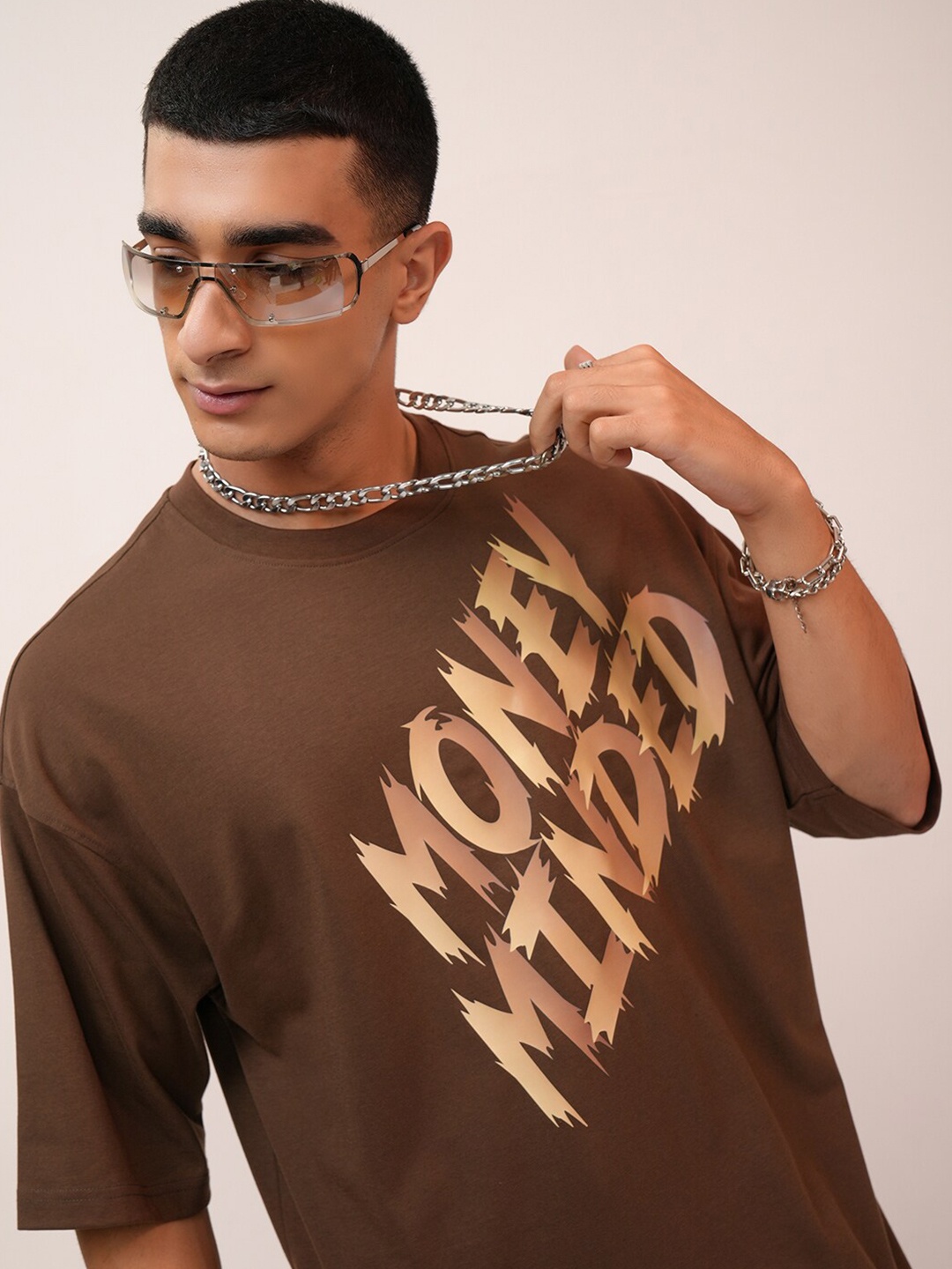 

HIGHLANDER Typography Printed Oversized T-shirt, Brown