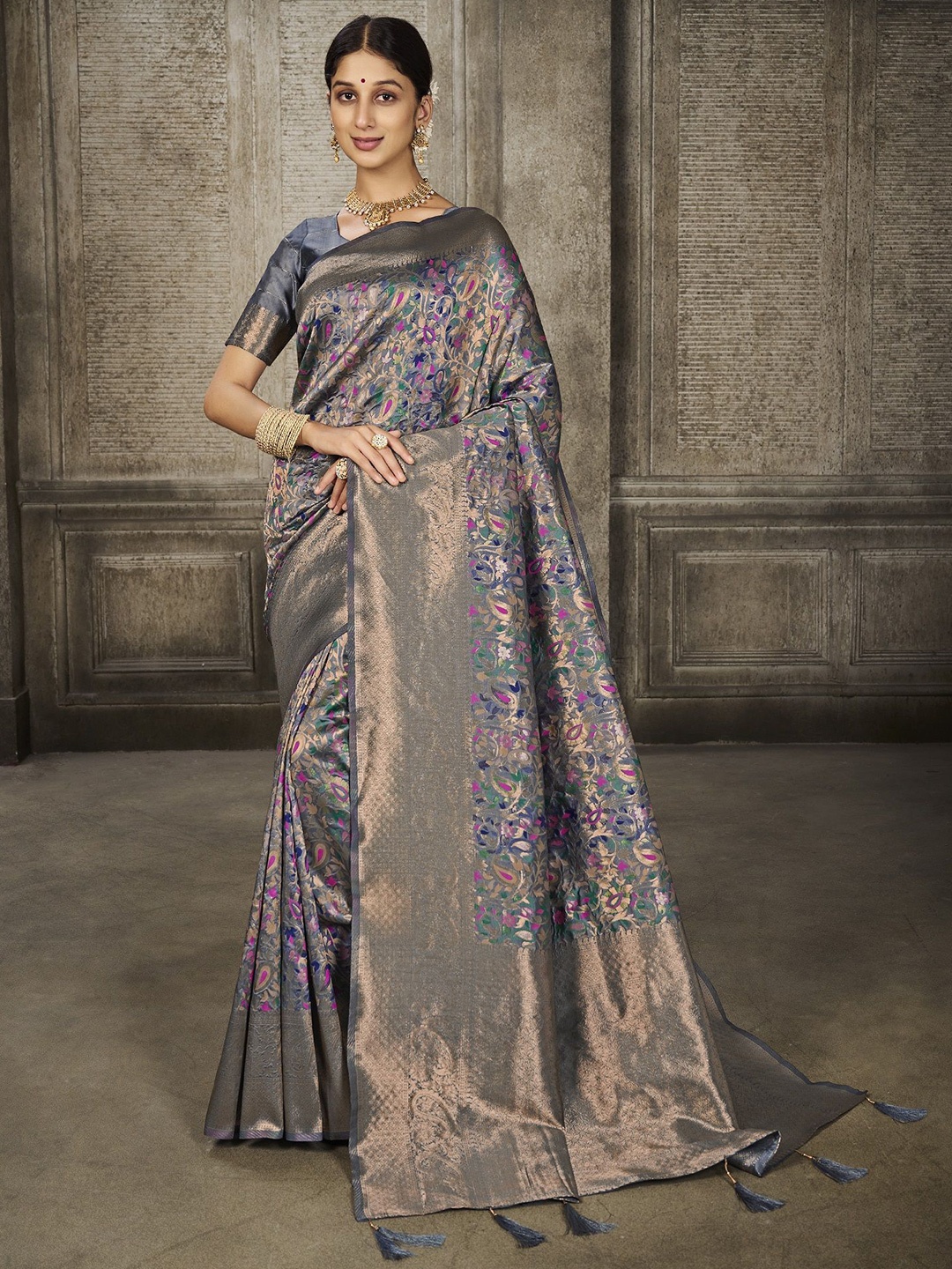 

MAHALASA Ethnic Motifs Zari Pure Silk Banarasi Saree, Grey