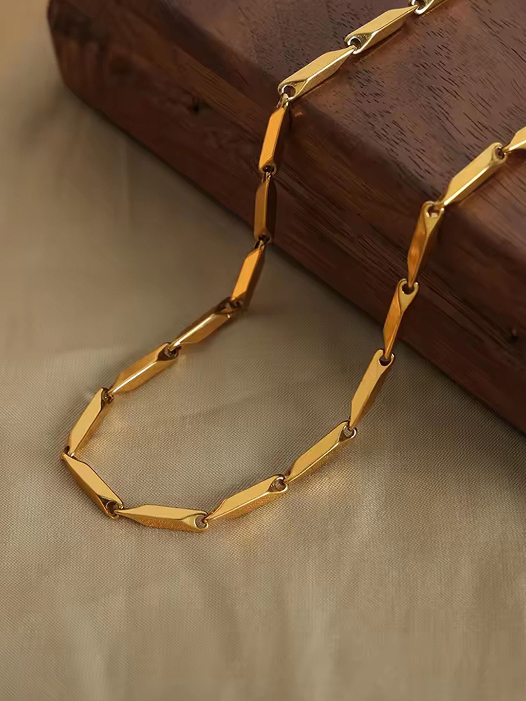 

Heer Collection Unisex Gold-Plated Chain