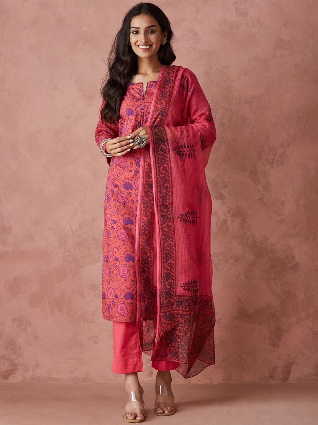 

Fabindia Floral Printed Straight Pure Cotton Kurta with Pyjamas & With Dupatta, Pink