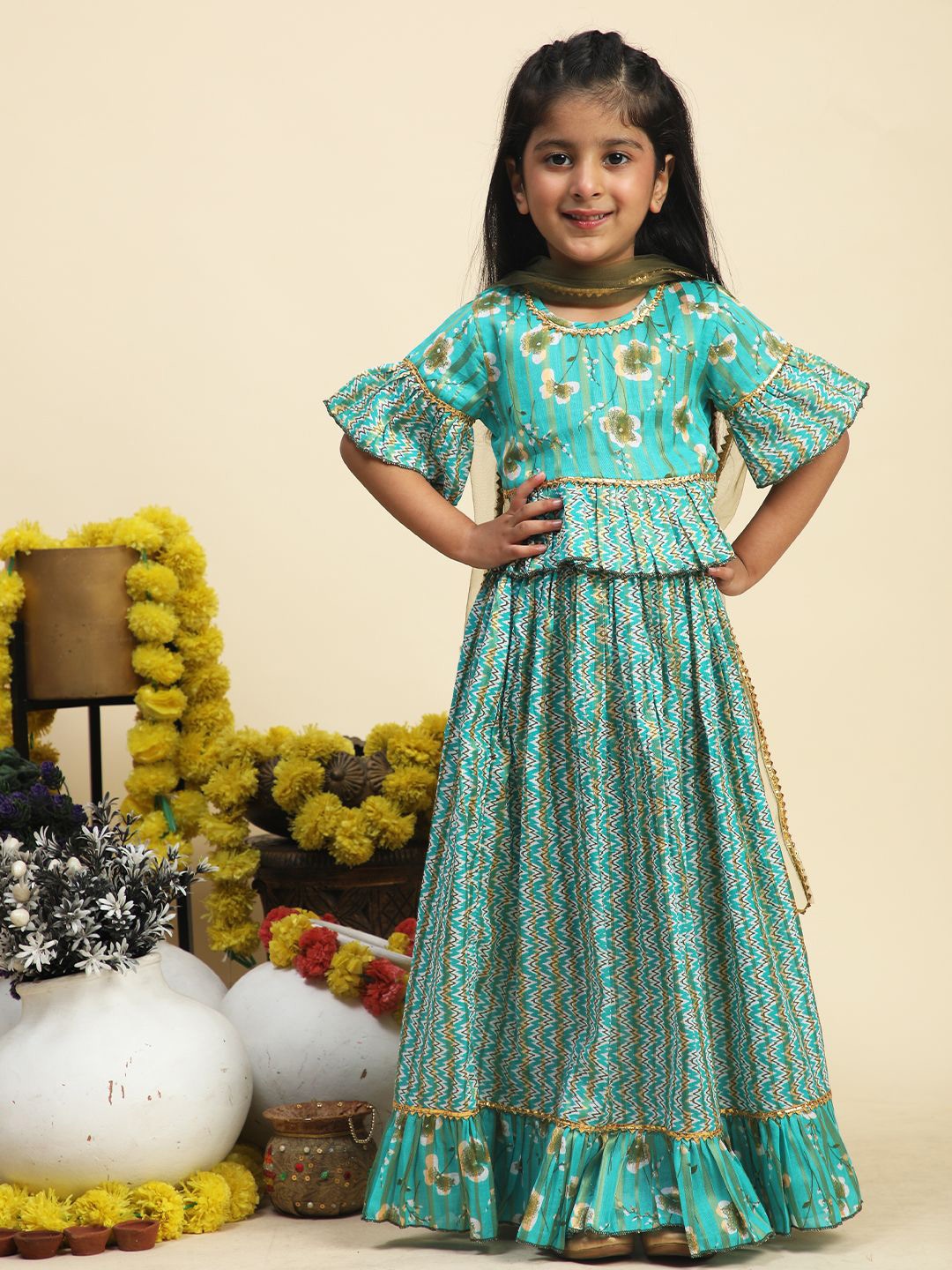 

Cutiekins Girls Printed Ready to Wear Lehenga & Blouse With Dupatta, Green