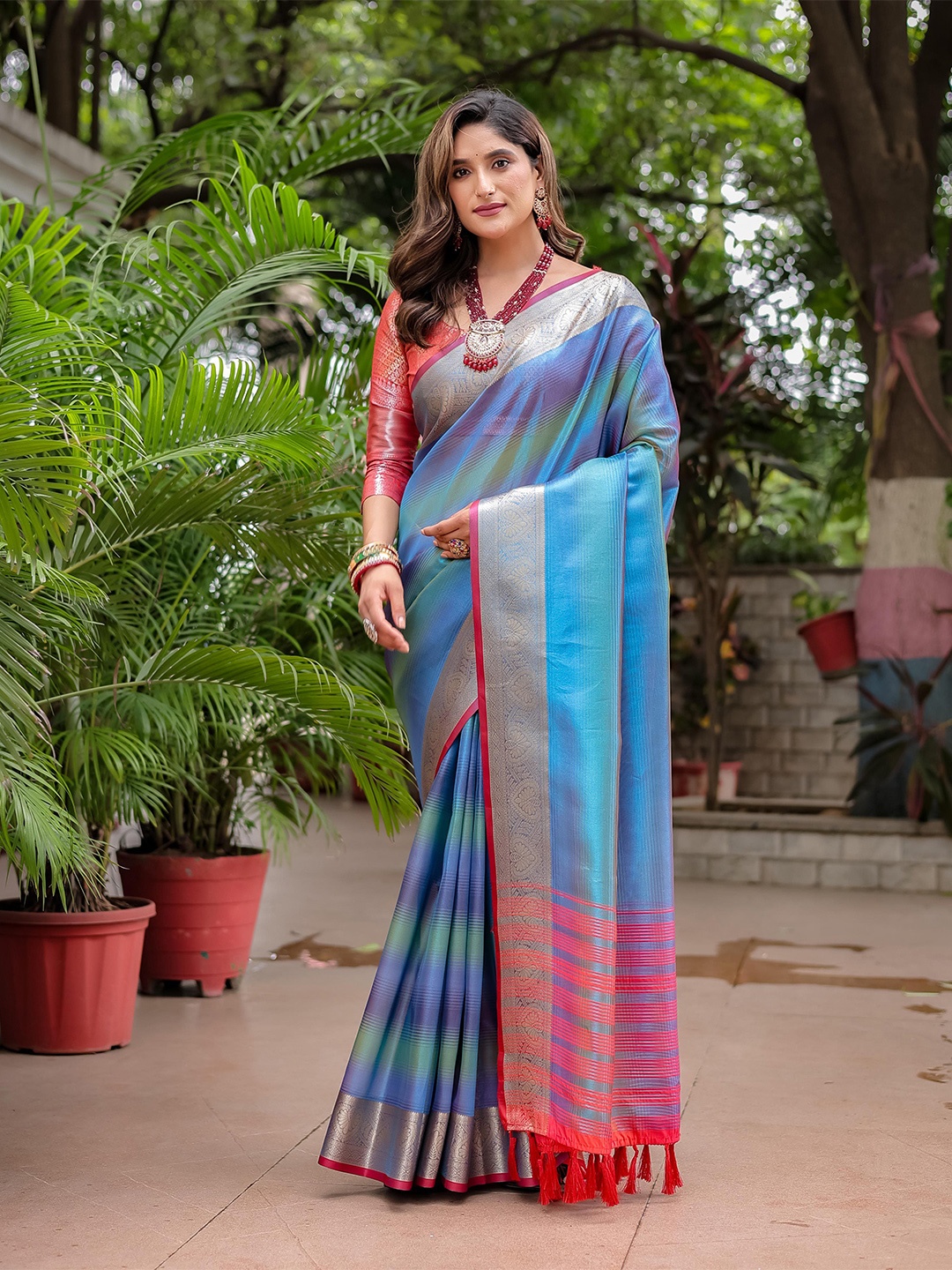 

KIMISHA Striped Zari Organza Kanjeevaram Saree, Blue