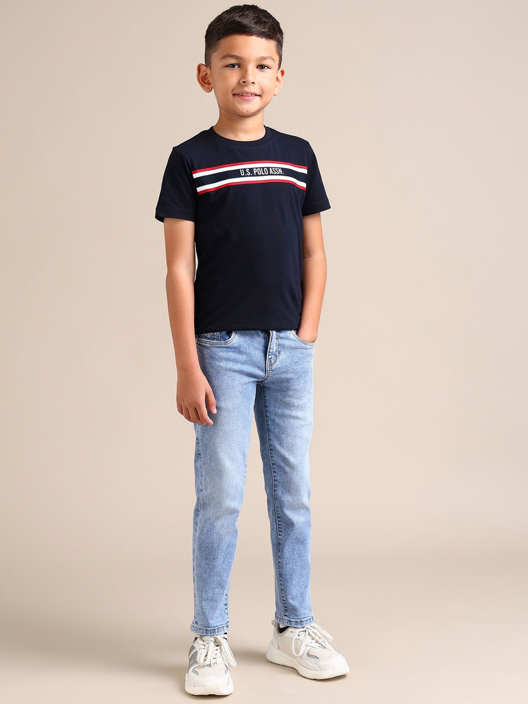 

U.S. Polo Assn. Kids Boys Urban Slim Cotton Slim Fit Light Fade Jeans, Blue