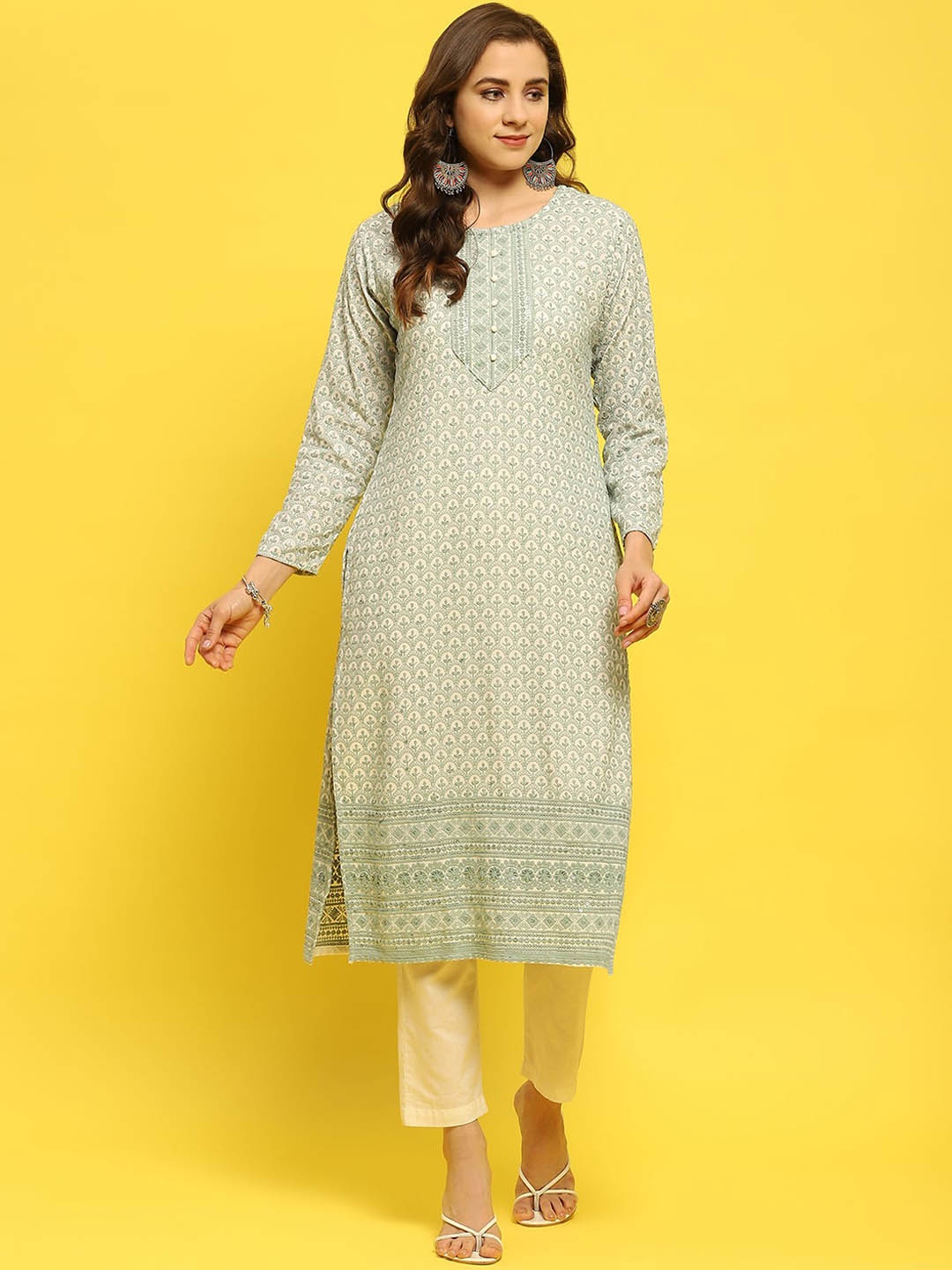 

Shree Floral Embroidered Thread Work Straight Kurta, Green