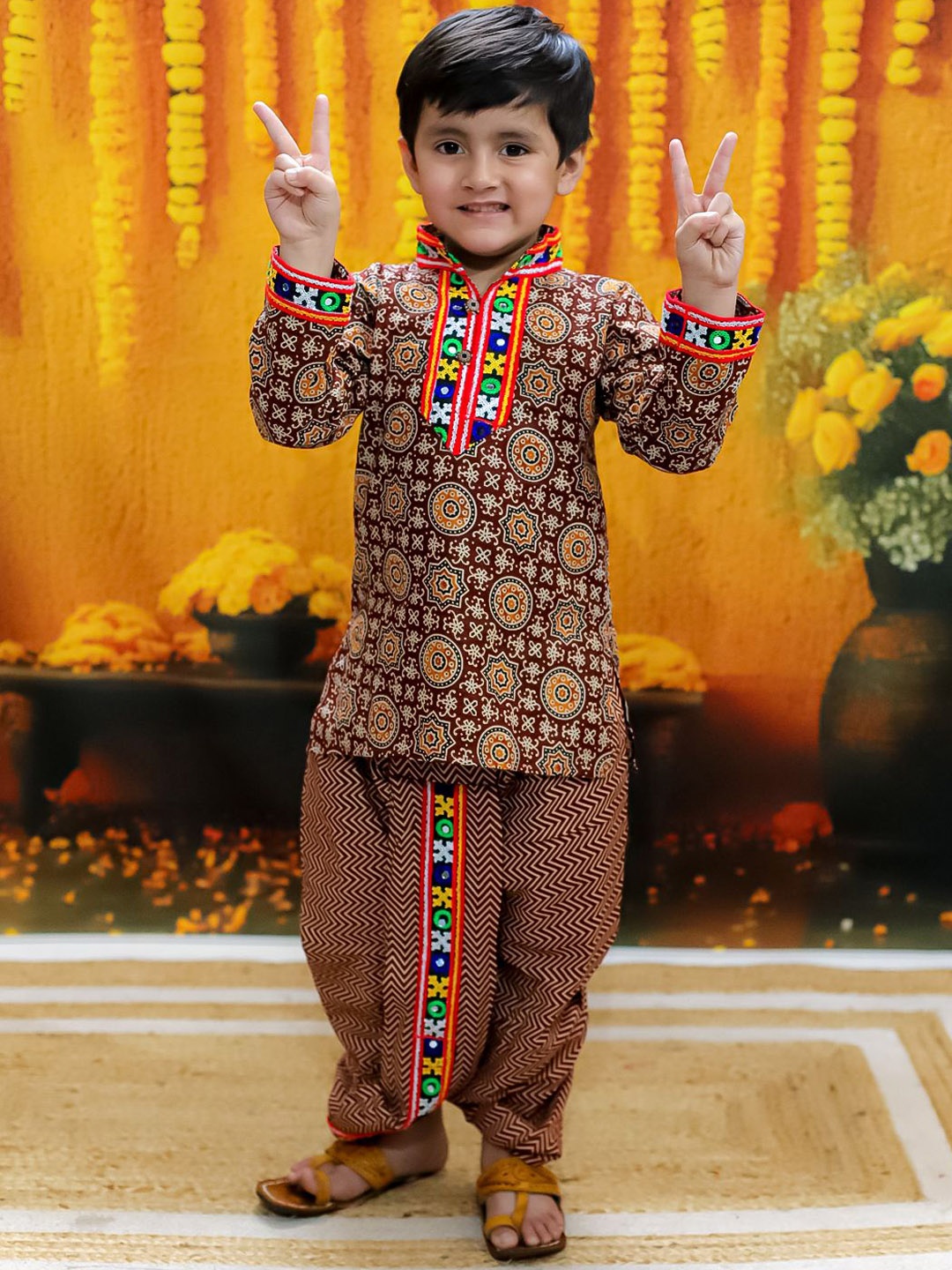 

BownBee Boys Ethnic Motifs Printed Straight Thread Work Pure Cotton Kurta with Dhoti Pants, Maroon