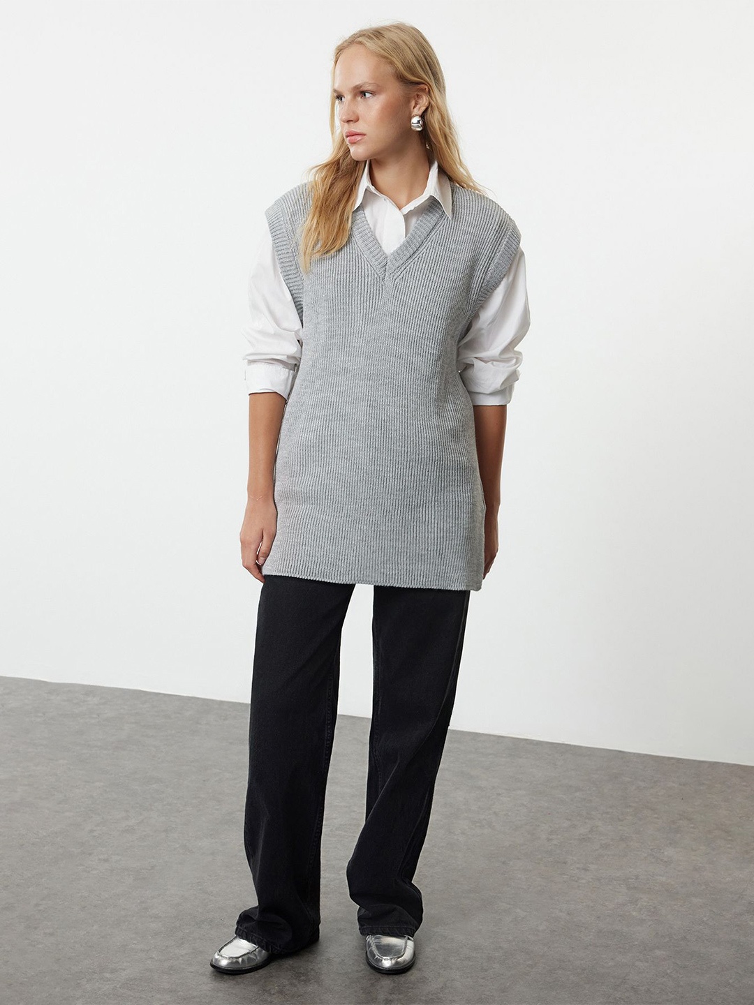 

Trendyol Women Sweater Vest, Grey