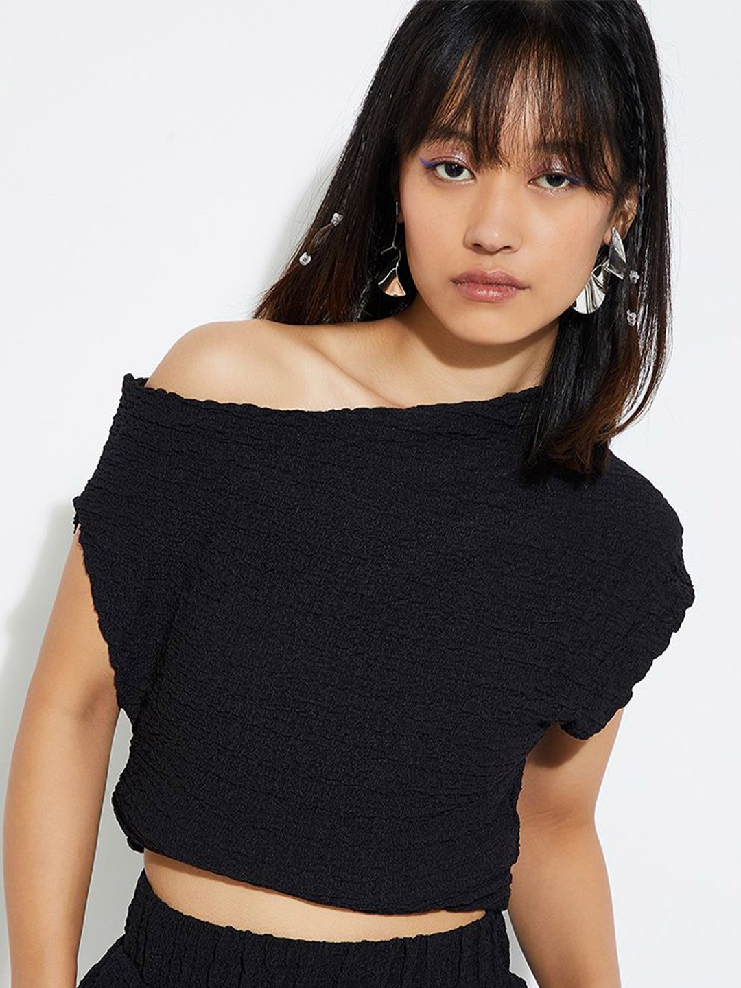 

max URB_N Women Textured One-Shoulder Top, Black