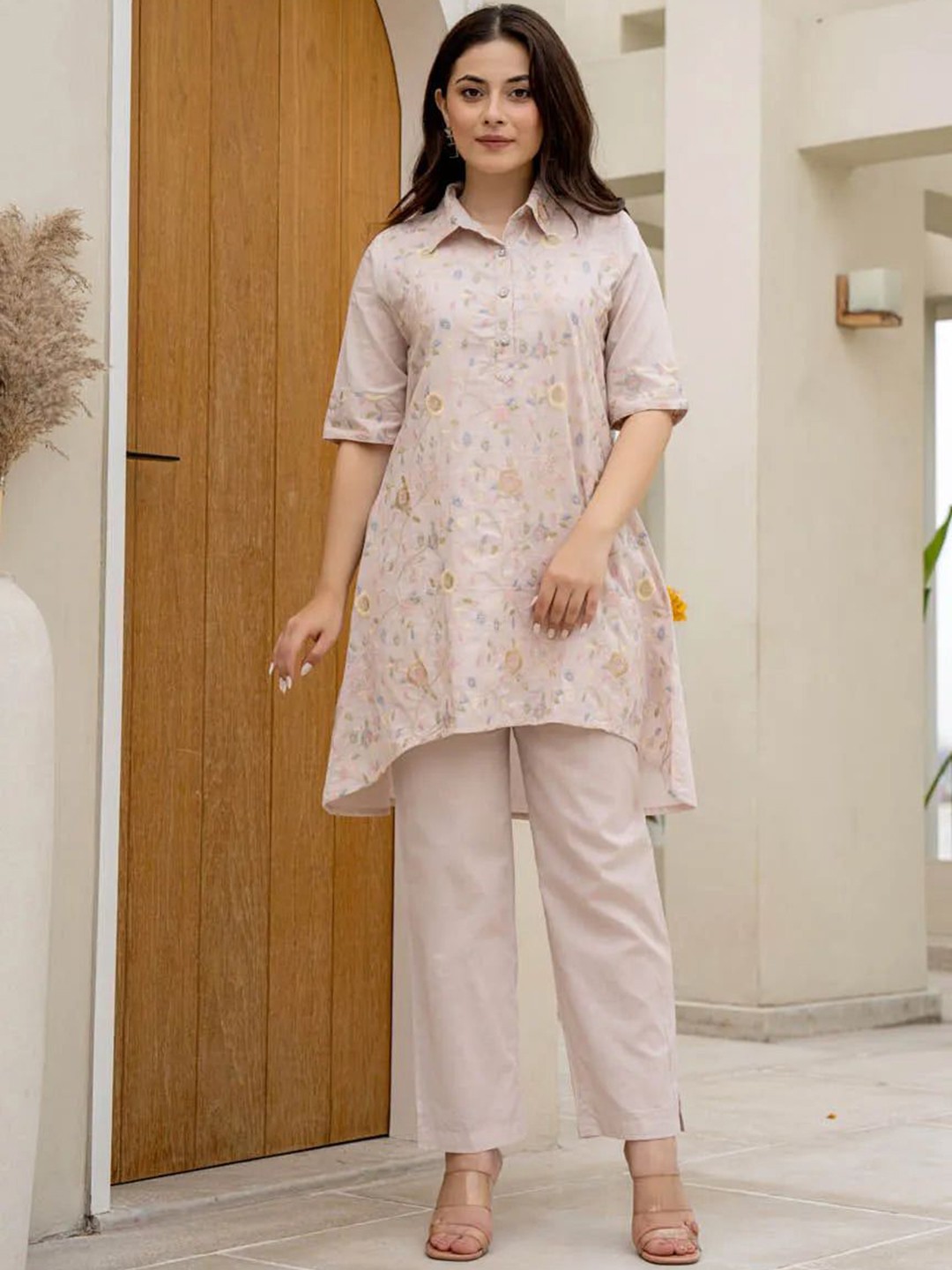 

FASHION DWAR Floral Embroidered Shirt Collar Pure Cotton Tunic With Trousers, Pink