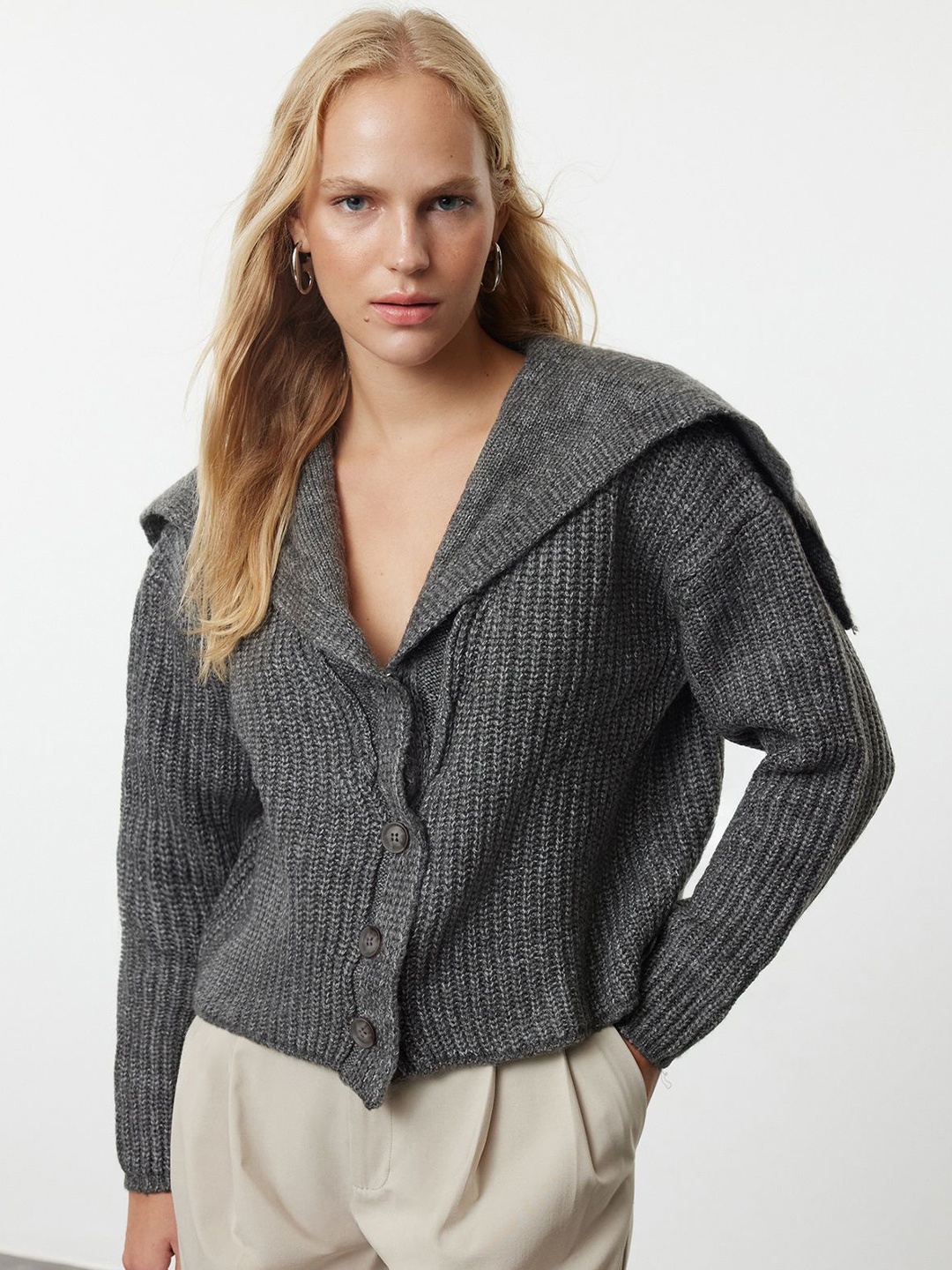

Trendyol Women Cable Knit Cardigan, Grey